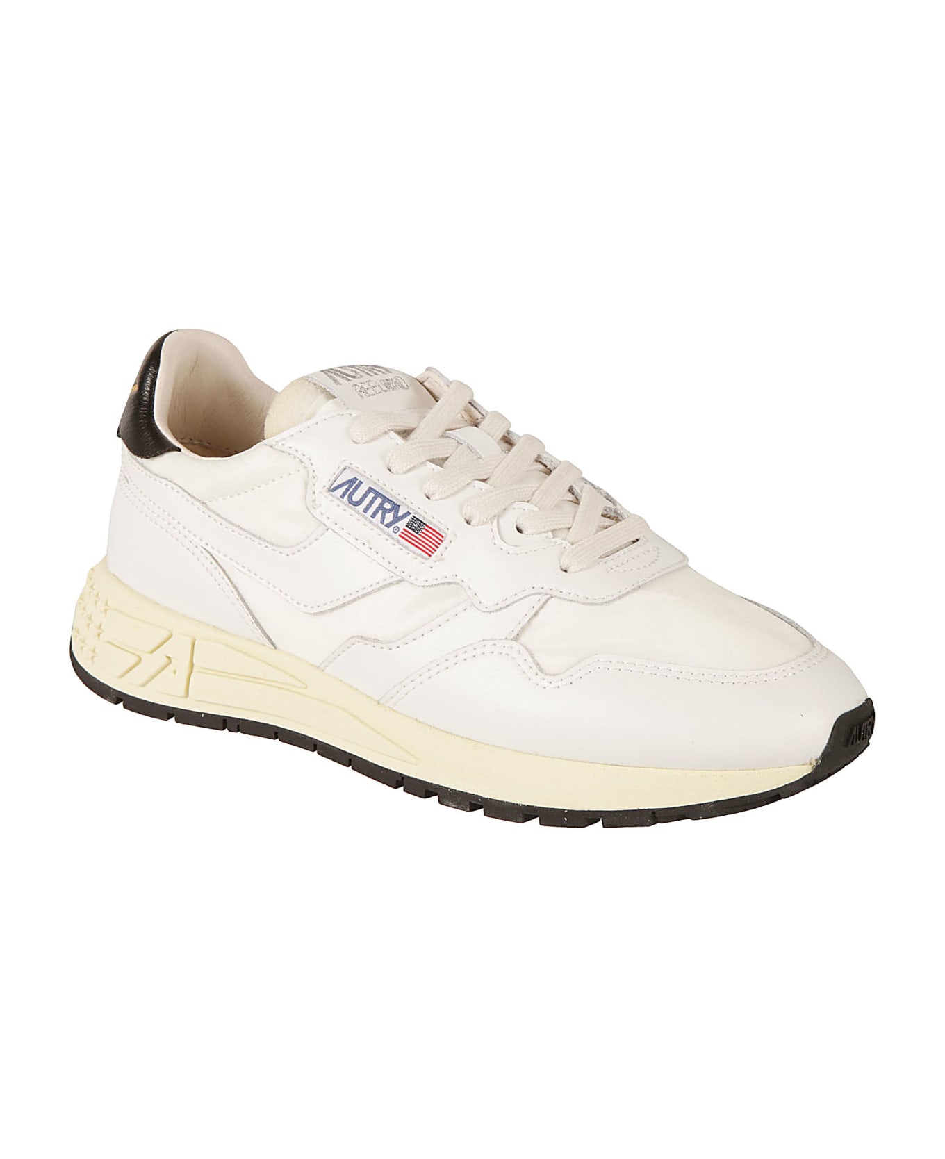 Autry Logo Patched Sneakers - White/white