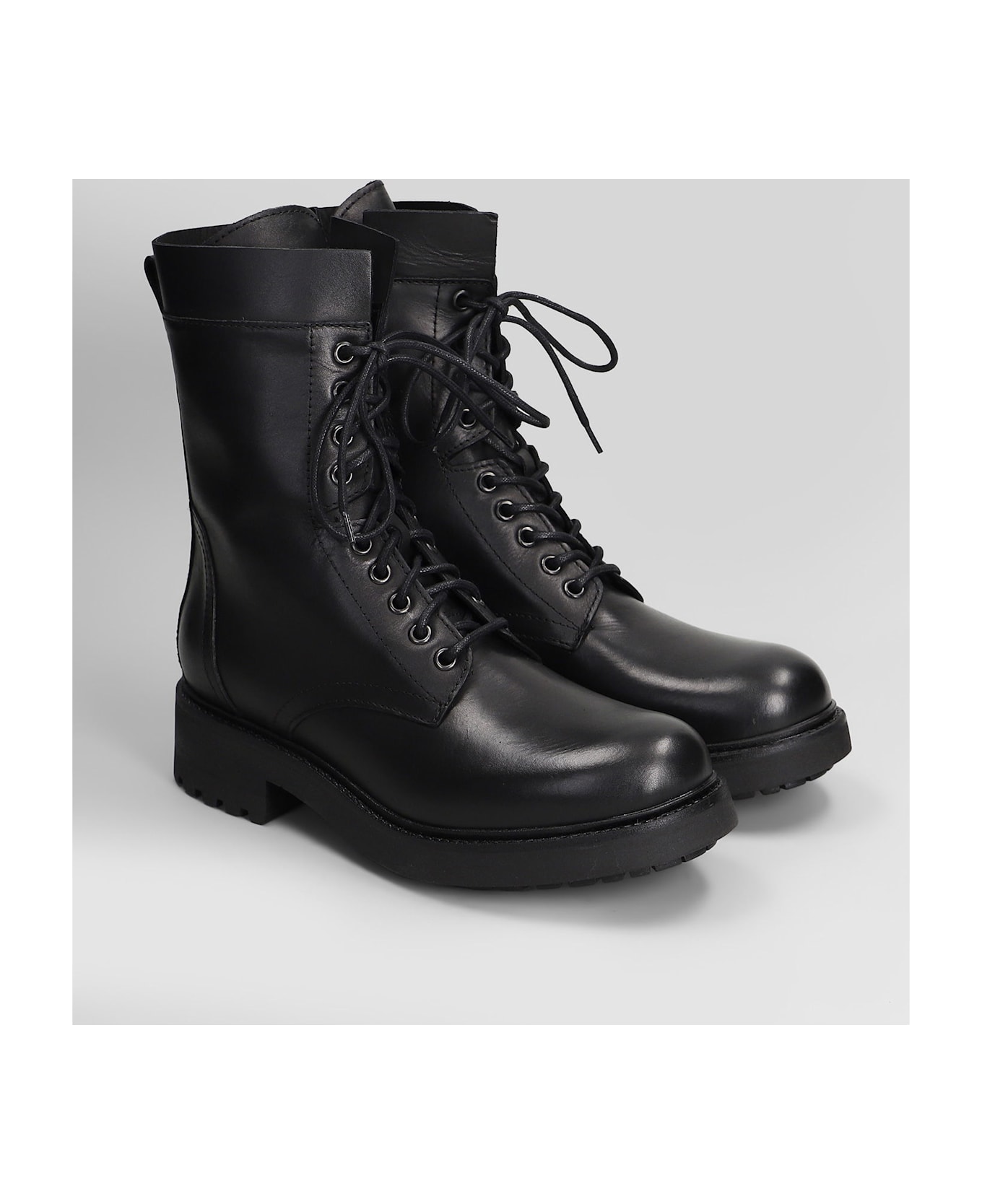 Julie Dee Combat Boots In Black Leather - black