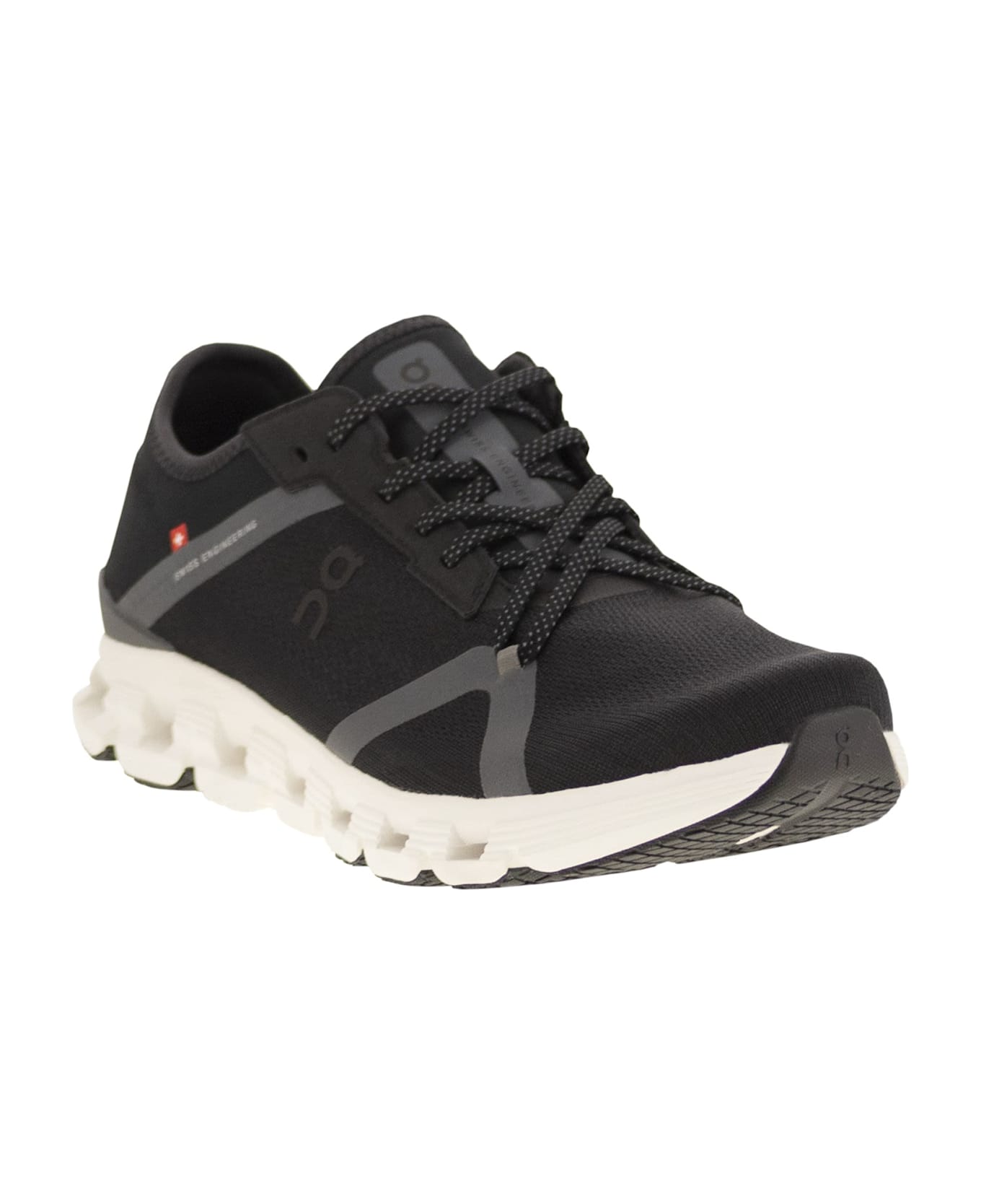 ON Cloud X 4 - Sneakers - Black