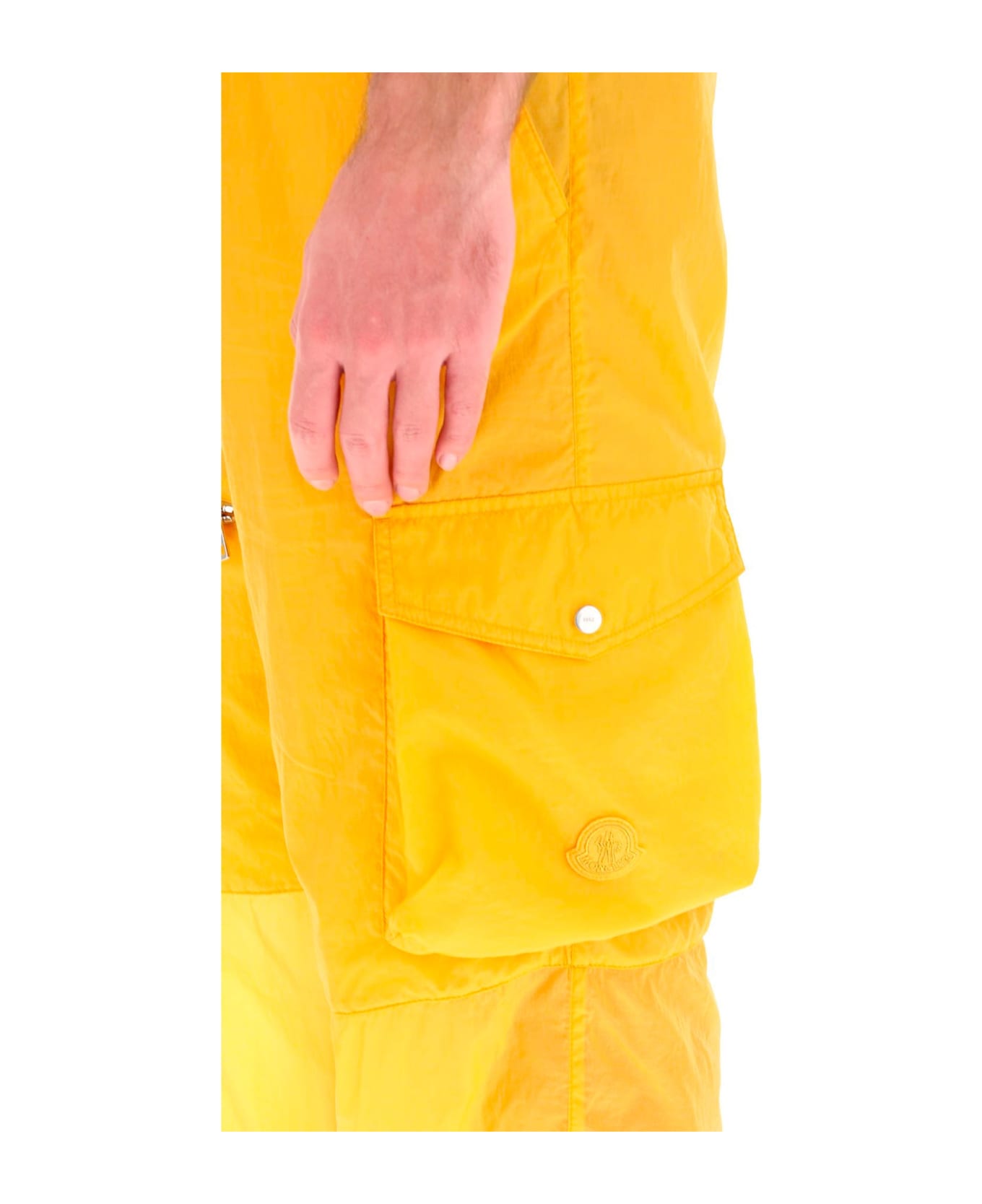 Moncler Genius Genius Hot Lightweight Cady Trousers - Yellow ボトムス