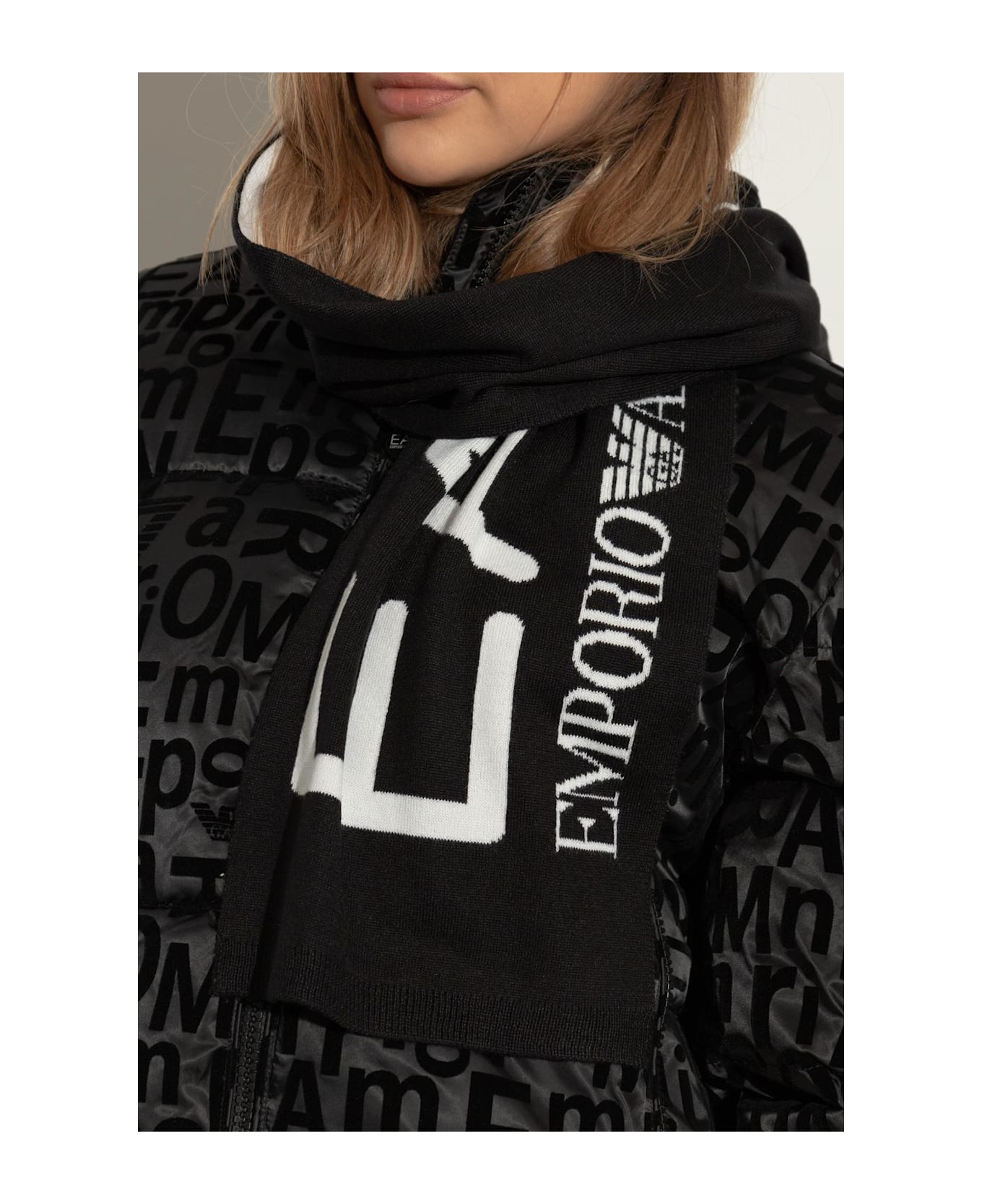 EA7 Emporio Armani Scarf With Logo - Black