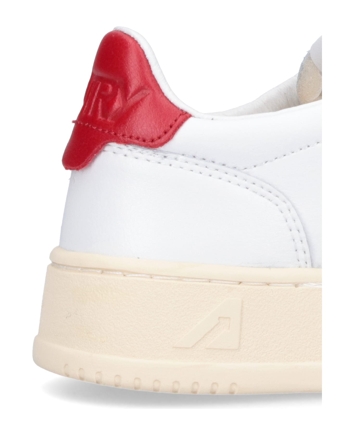 Autry Medalist Low Leather Sneakers - White