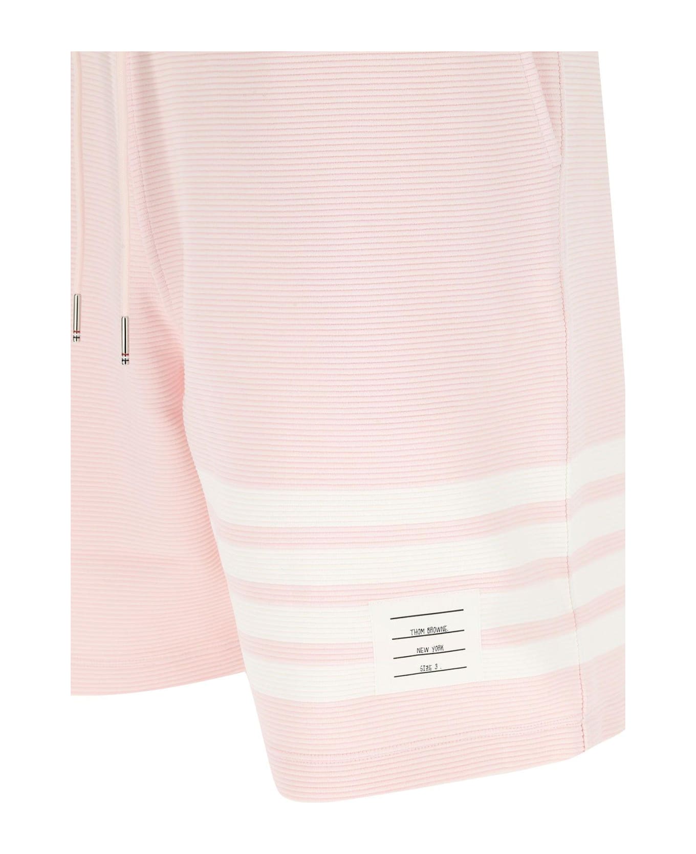ショートパンツ THOM BROWNE Women Shorts  Burmudas FJQ035A06452 680 PINK Thom Browne car-embroidered Piqué Shorts | Pink | FARFETCH
