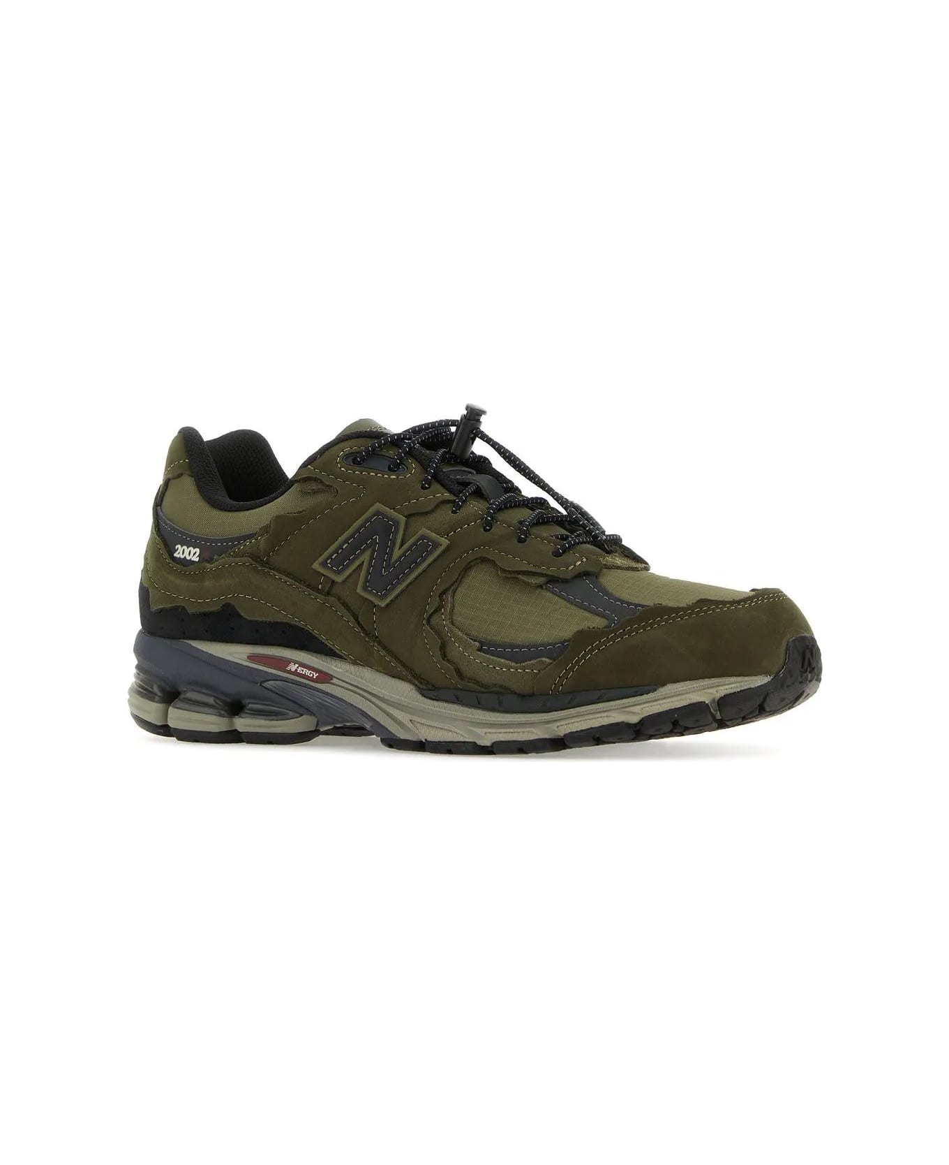 New Balance Multicolor Suede And Fabric 2002r Sneakers - Camouflage スニーカー