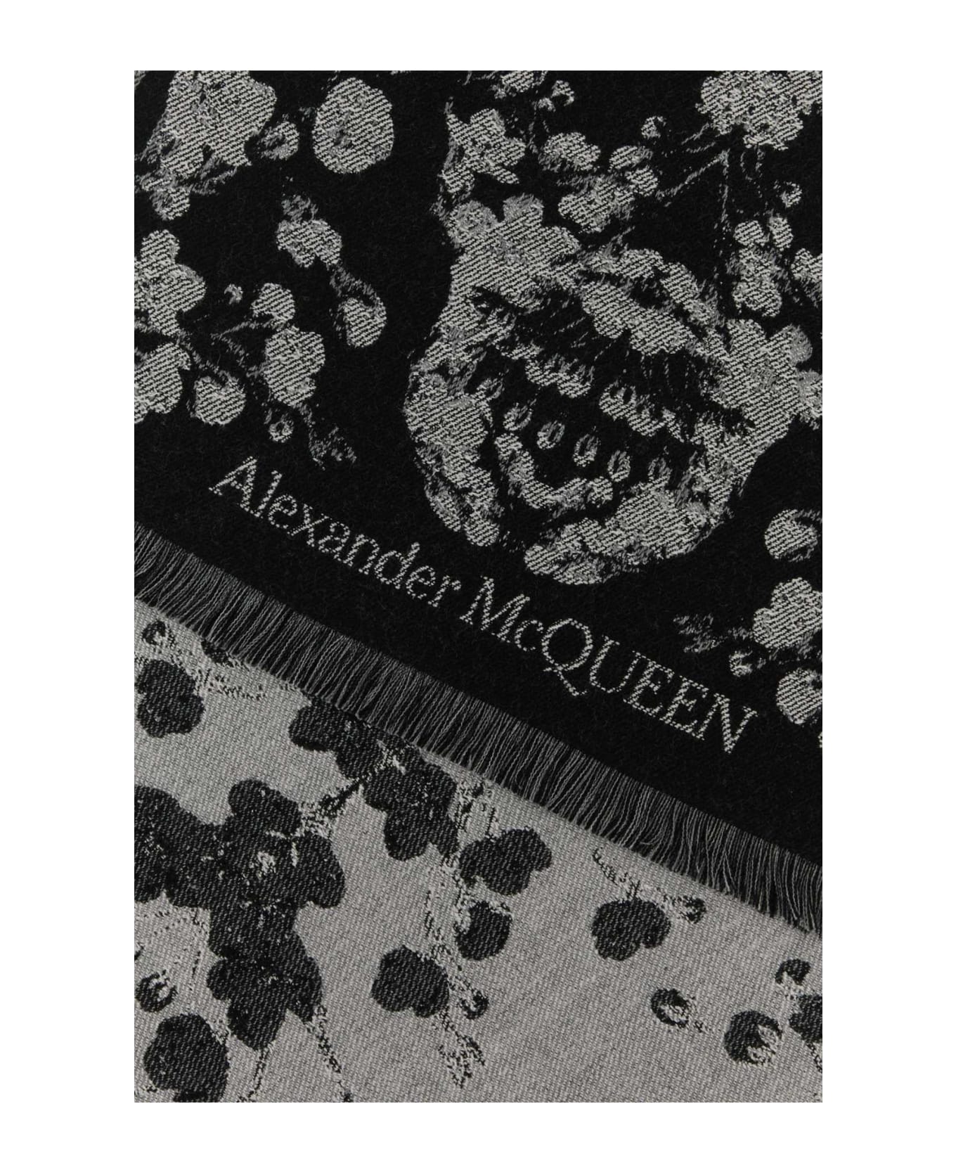 Alexander McQueen Embroidered Wool Scarf - BLACKPINK