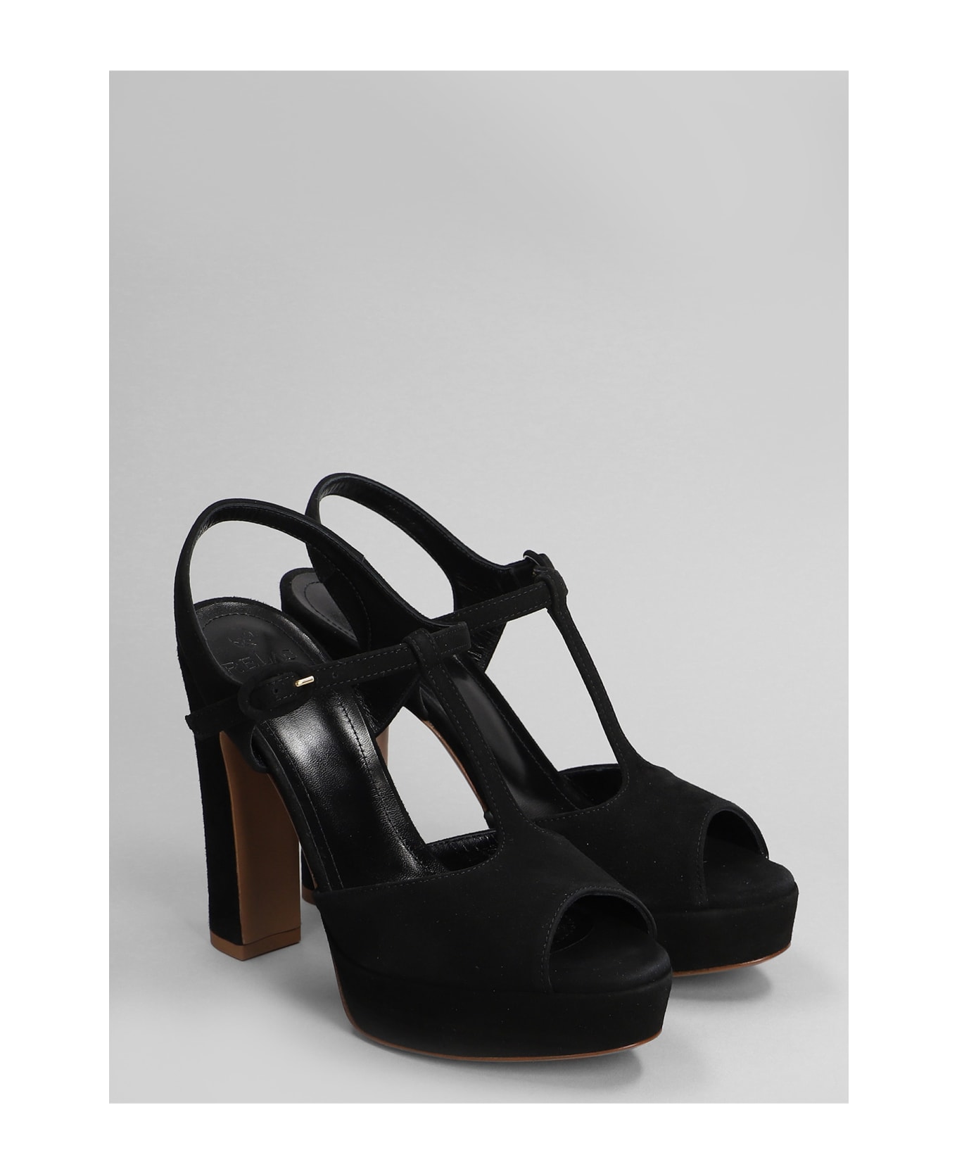 Relac Sandals In Black Suede - black