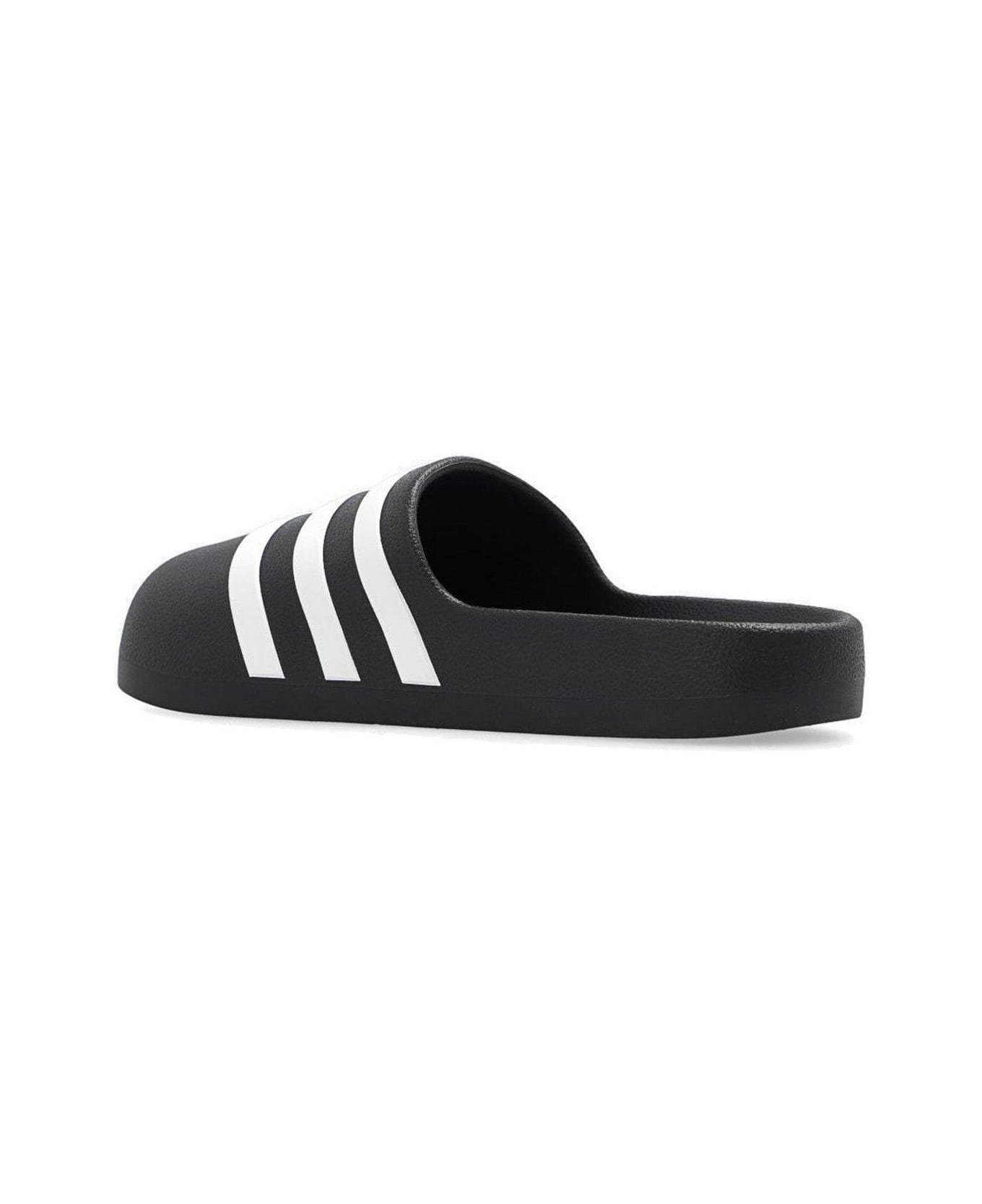 Adidas Adifom Adilette Slides - BLACK サンダル