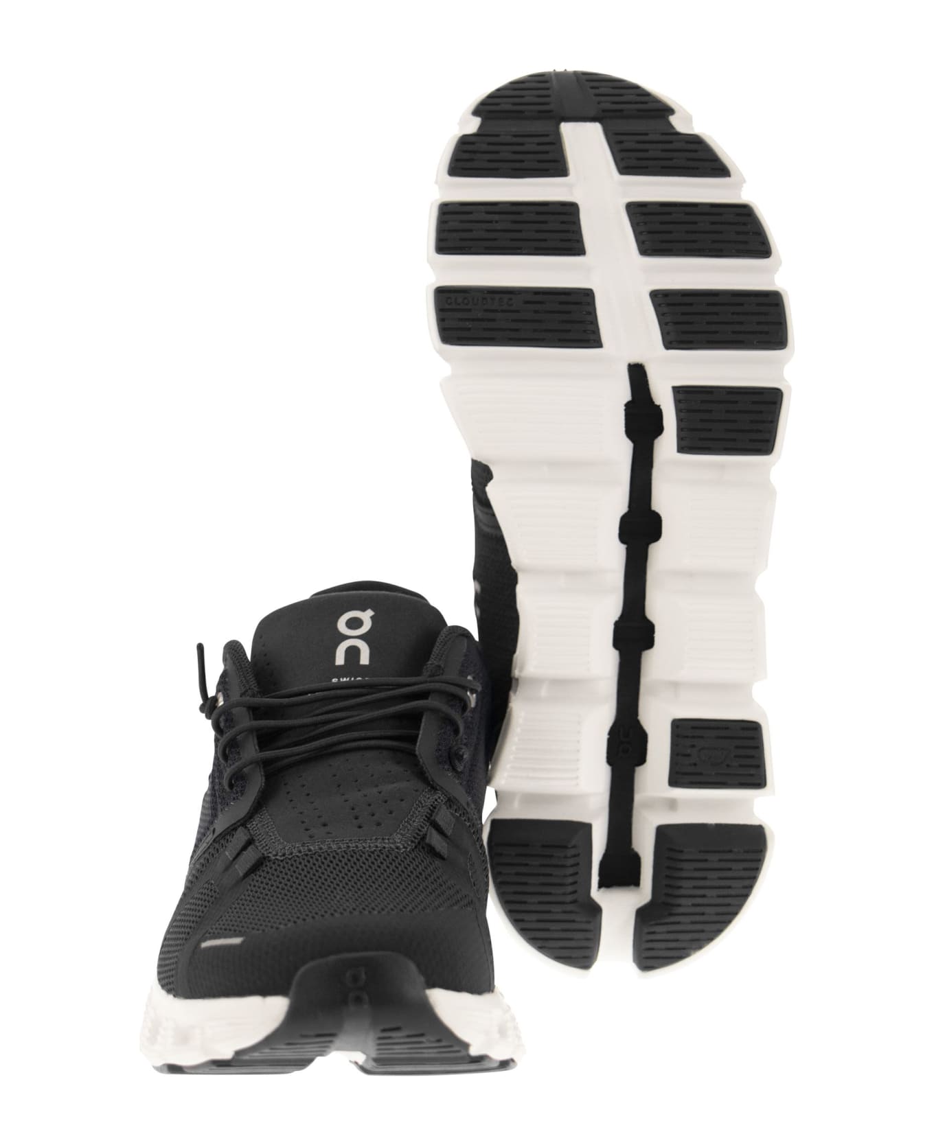 ON Cloud 5 - Sneakers - Black/white