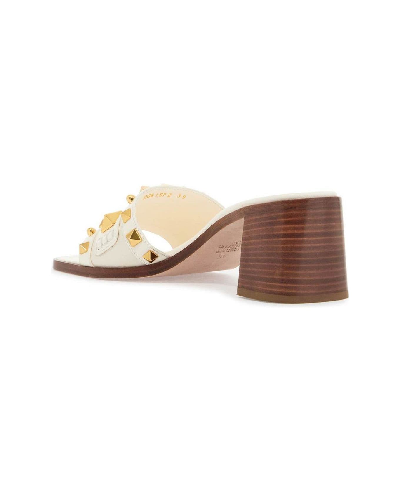Valentino Garavani Garavani Rockstud Open Toe Sandals - Ivory