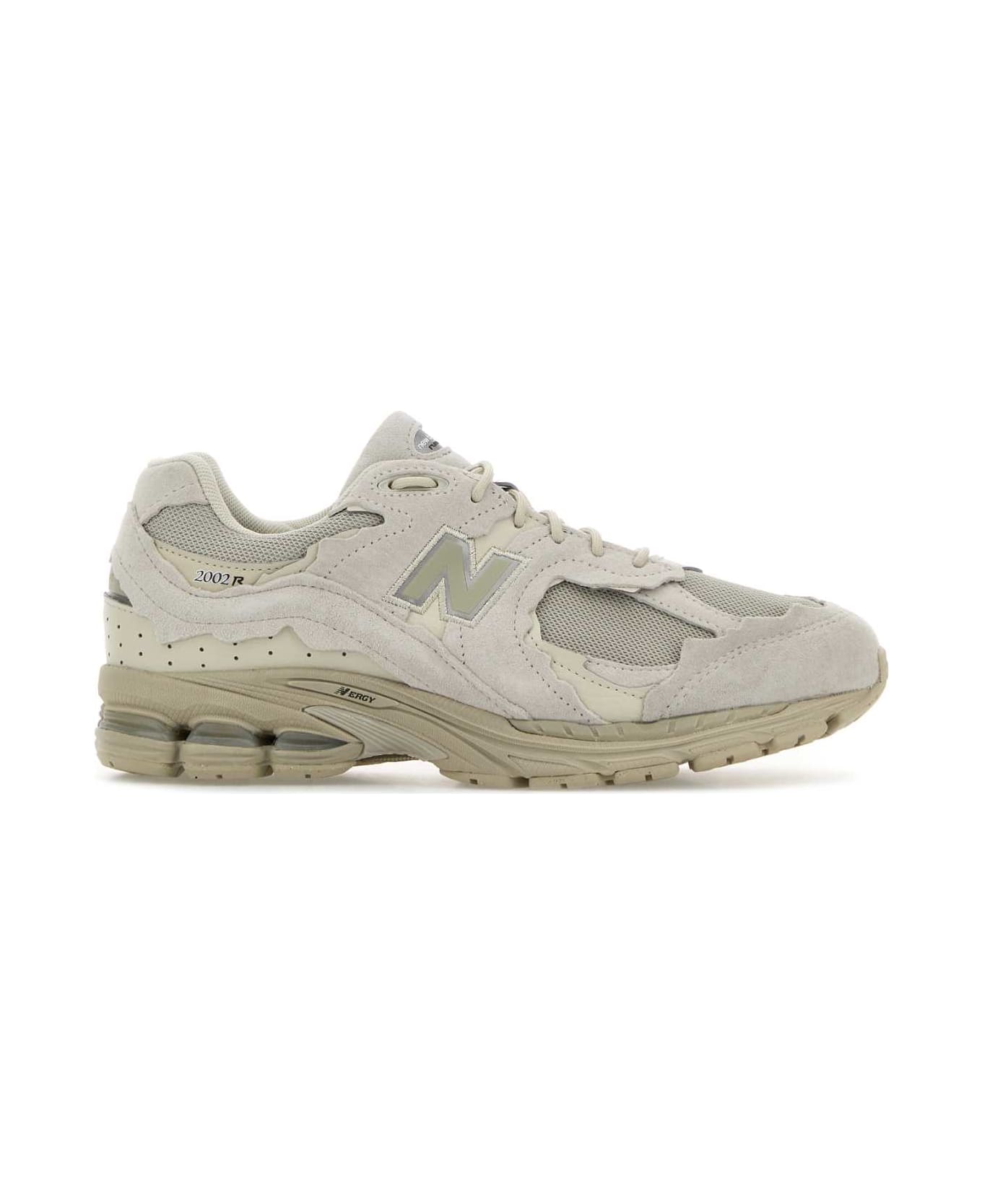 New Balance Sand Suede And Mesh 2002dx Protection Pack Sneakers - NATURALKHAKI