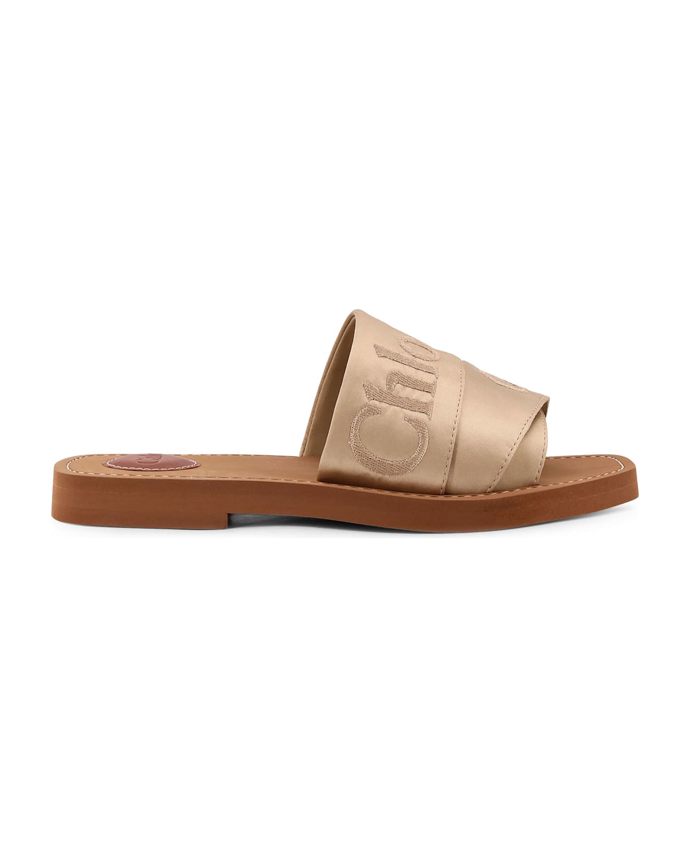 Chloé Woody Satin Sandals With Embroidered Logo - Light Sand
