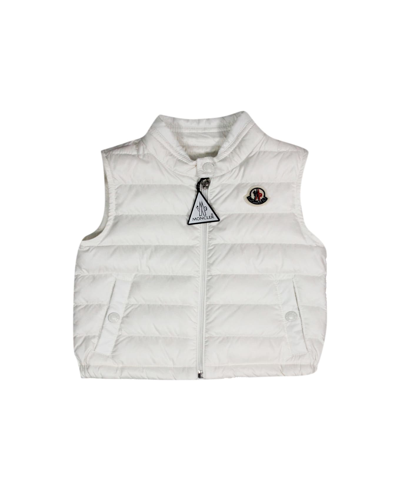 Moncler New Amaury Sleeveless Lightweight Down Jacket With Front Zip Closure And Logo - White コート＆ジャケット