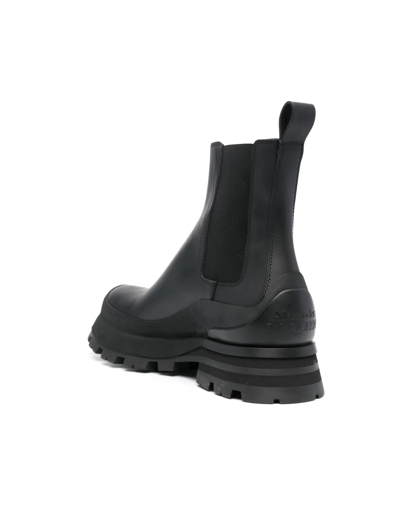 Alexander McQueen Wander Chelsea Boot In Black - Black