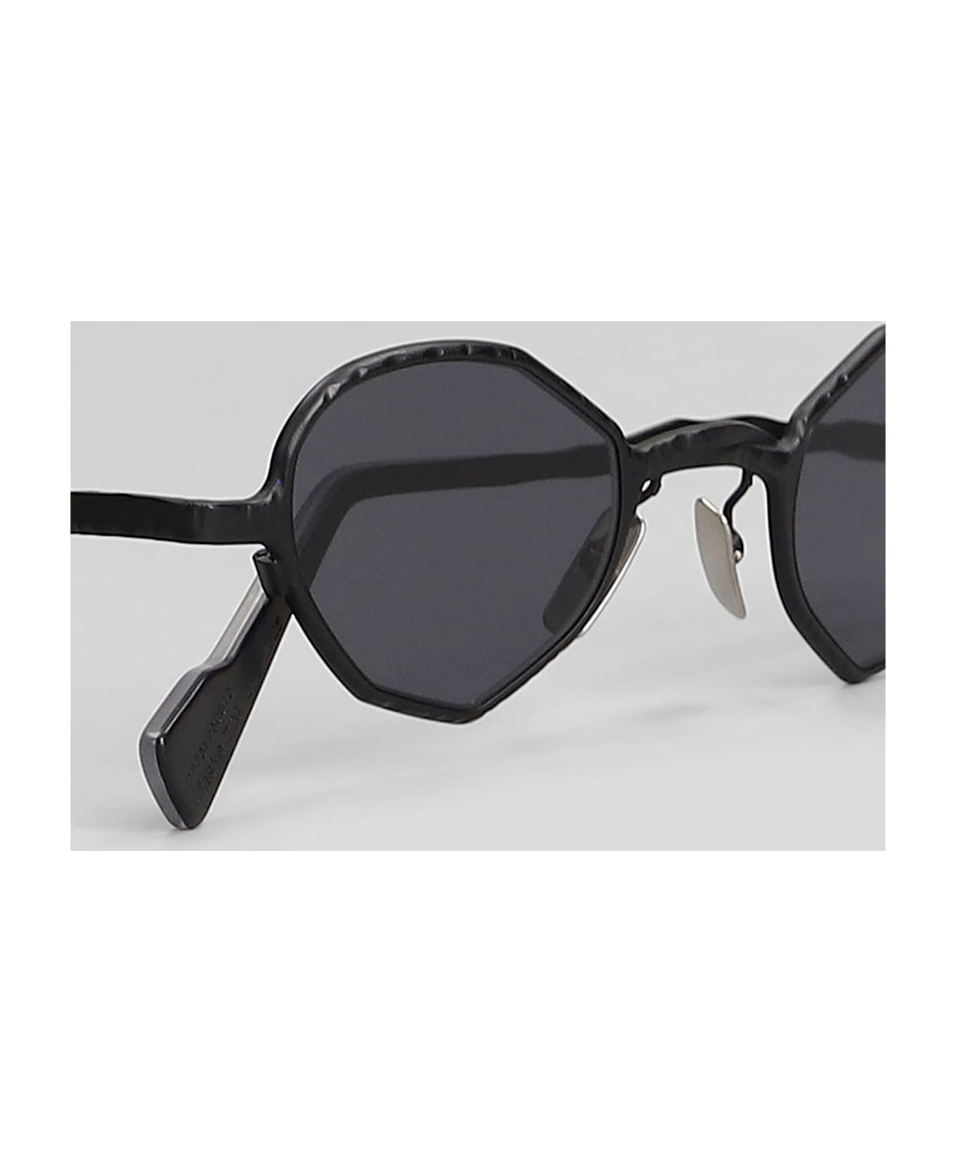 Kuboraum Z20 Sunglasses In Black Acetate - black