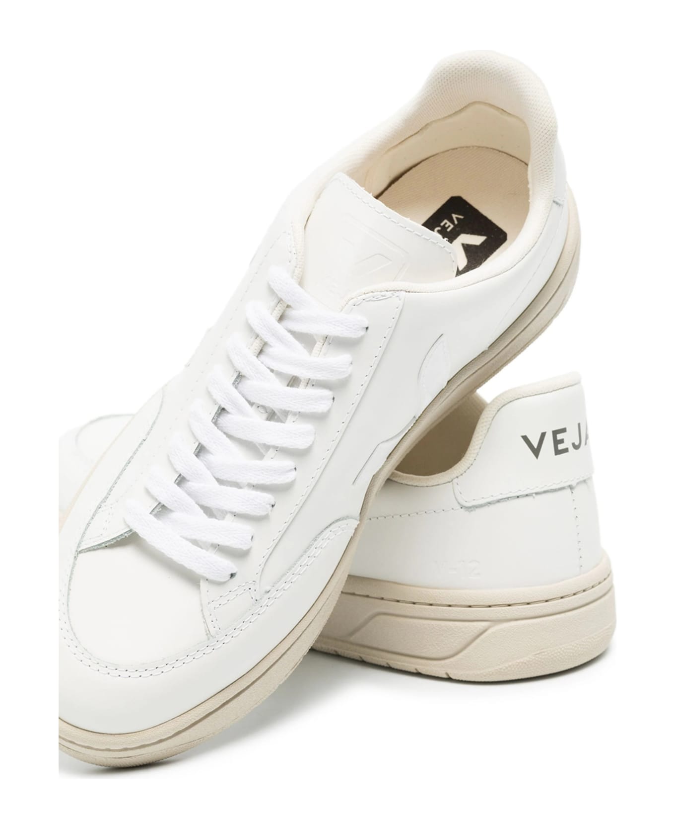 Veja Sneakers - White スニーカー