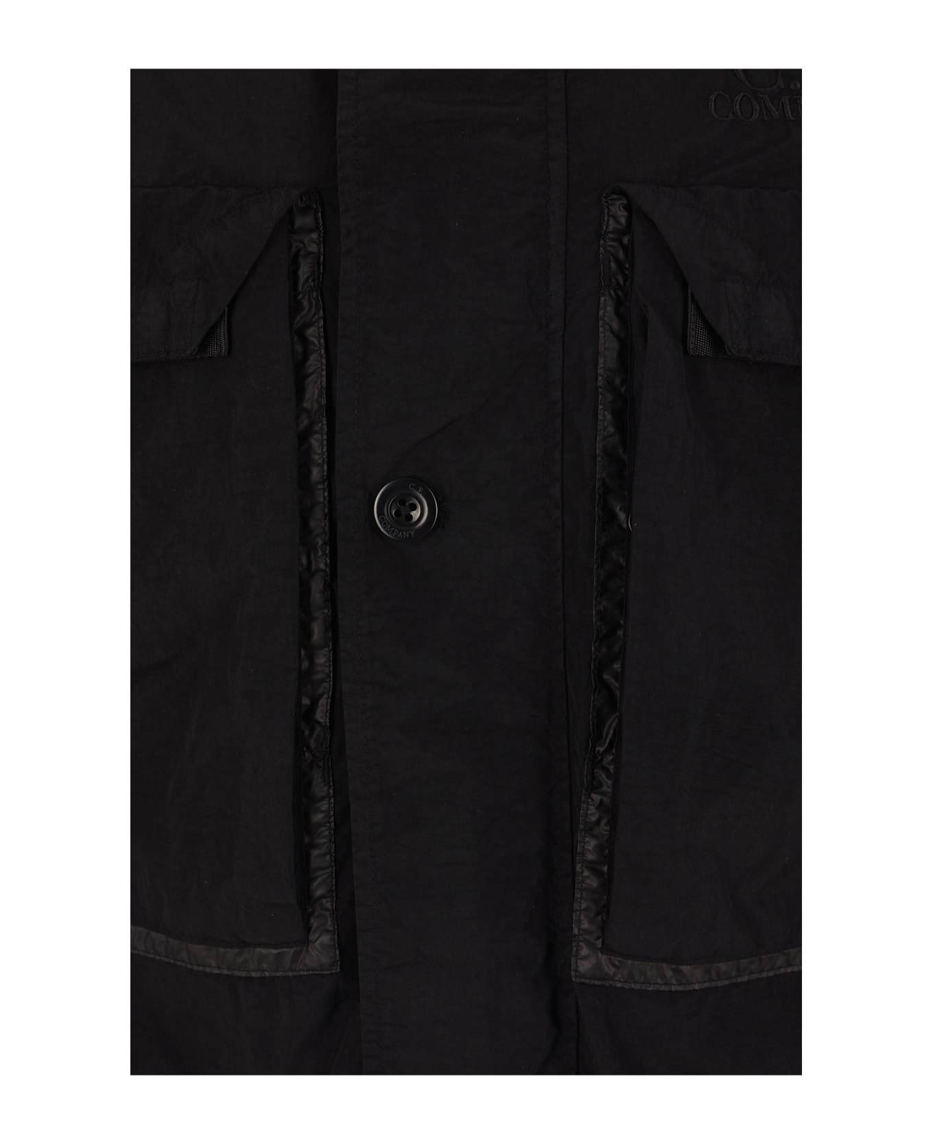C.P. Company Goggle Overshirt In Flatt Nylon - BLACK