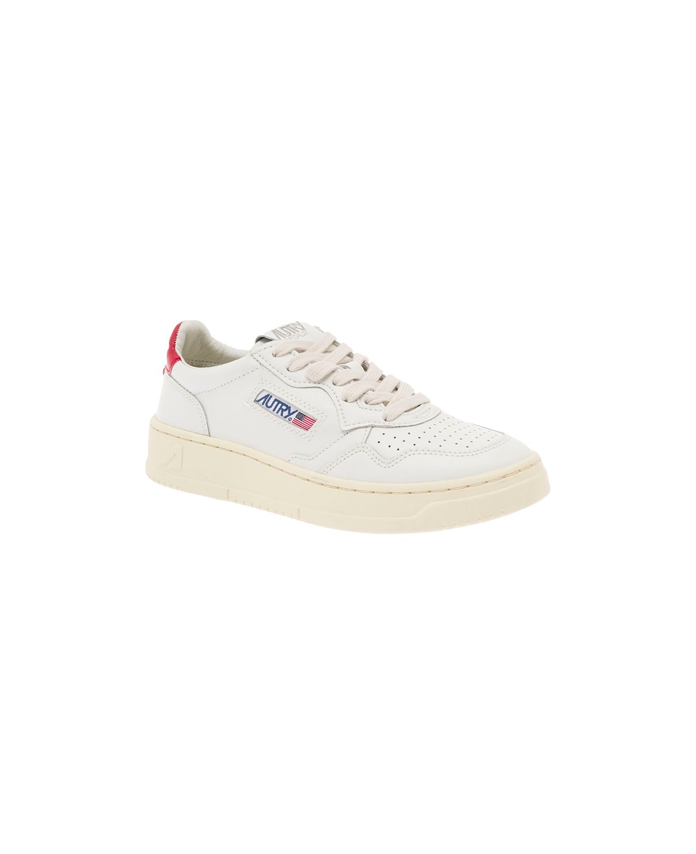 Autry 'medalist' White Low Top Sneakers With Contrasting Heel Tab In Leather Woman - White