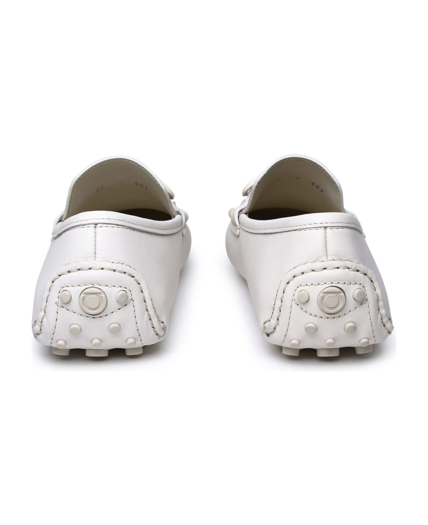 Ferragamo White Leather Loafers - White ローファー＆デッキシューズ