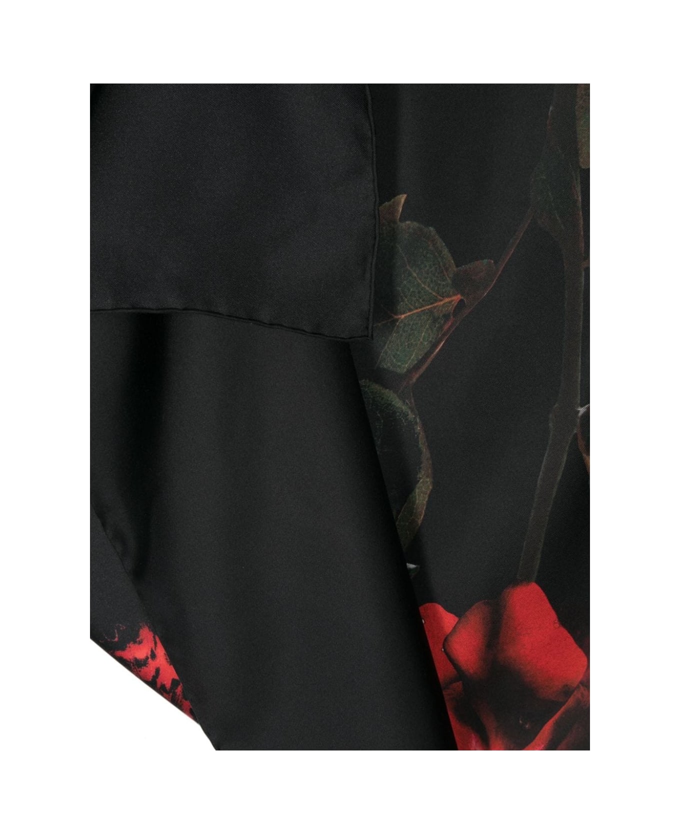 Alexander McQueen Black Silk Scarf With Red Rose Print - Black スカーフ＆ストール