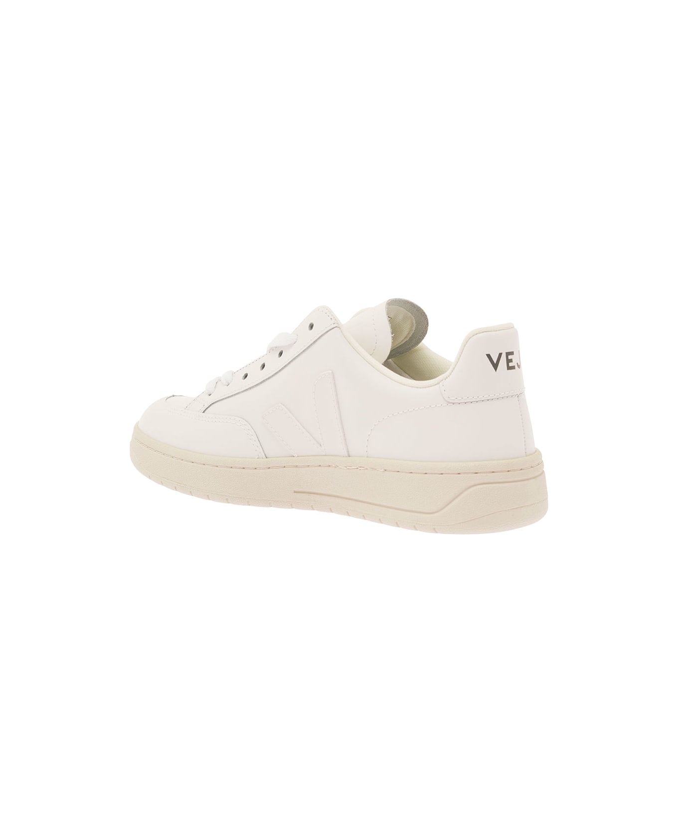 Veja 'v-12' White Low-top Sneakers With Tonal Side Logo In Leather Woman - White