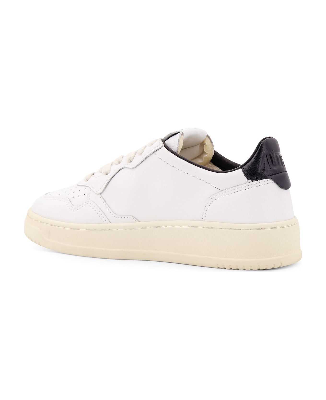 Autry Medalist Low Leather Sneakers - White