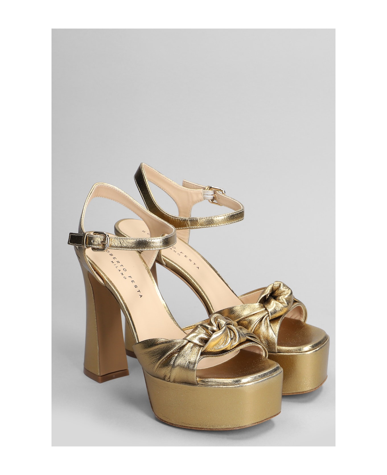 Roberto Festa Woman Sandals In Gold Leather - gold サンダル