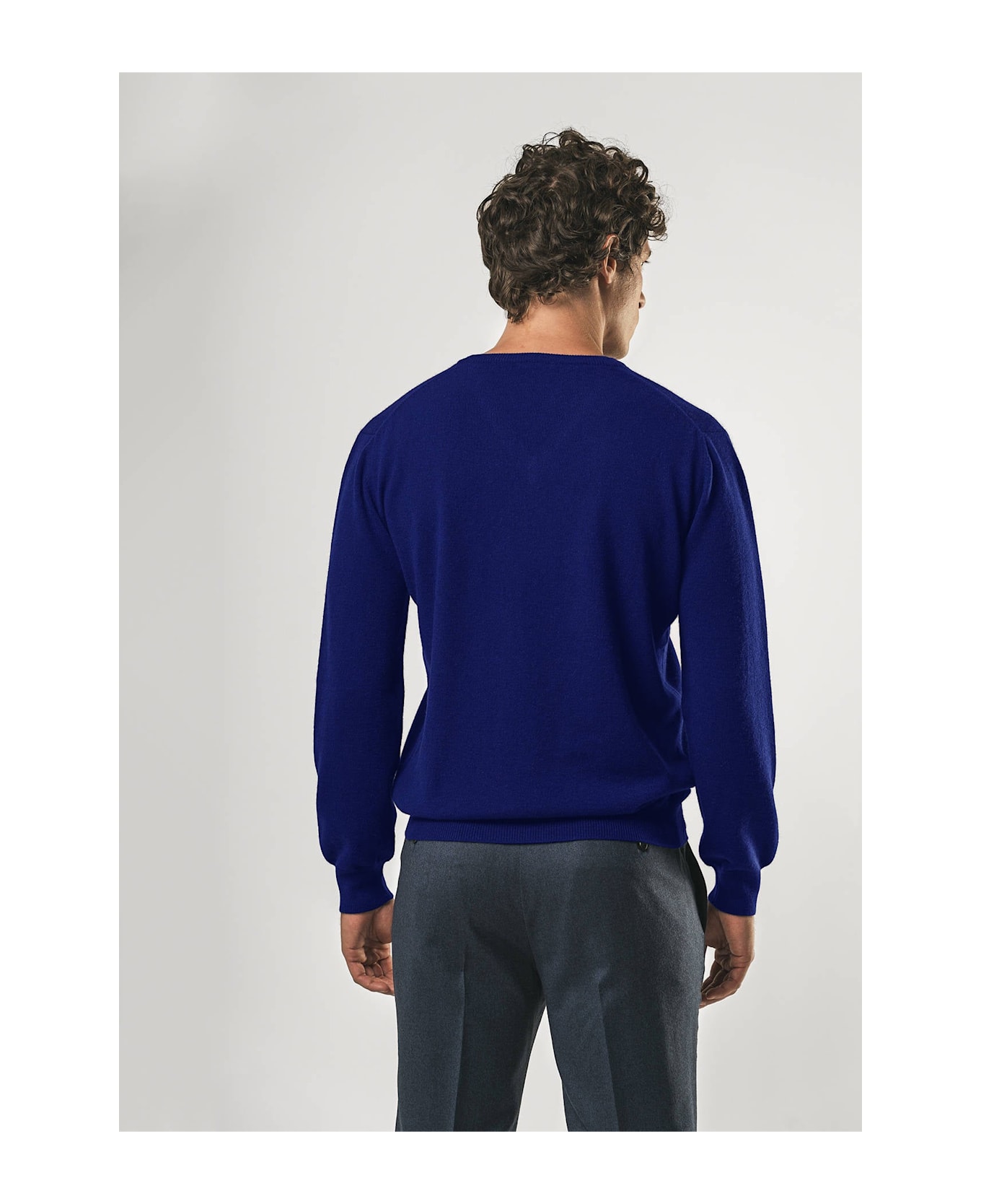 Larusmiani V-neck Sweater Bachelor Sweater - Blue