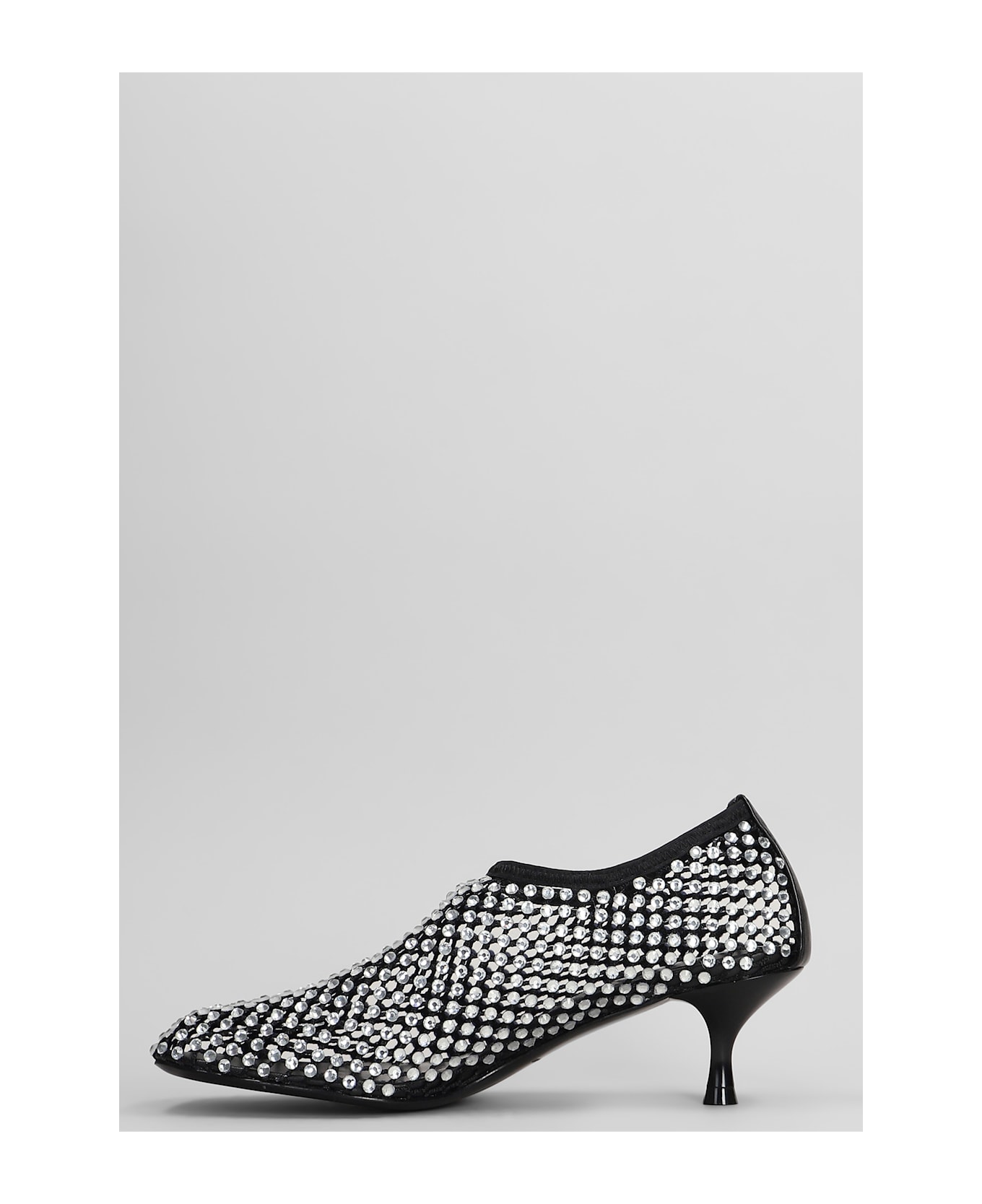 Strategia Pumps In Black Leather - black