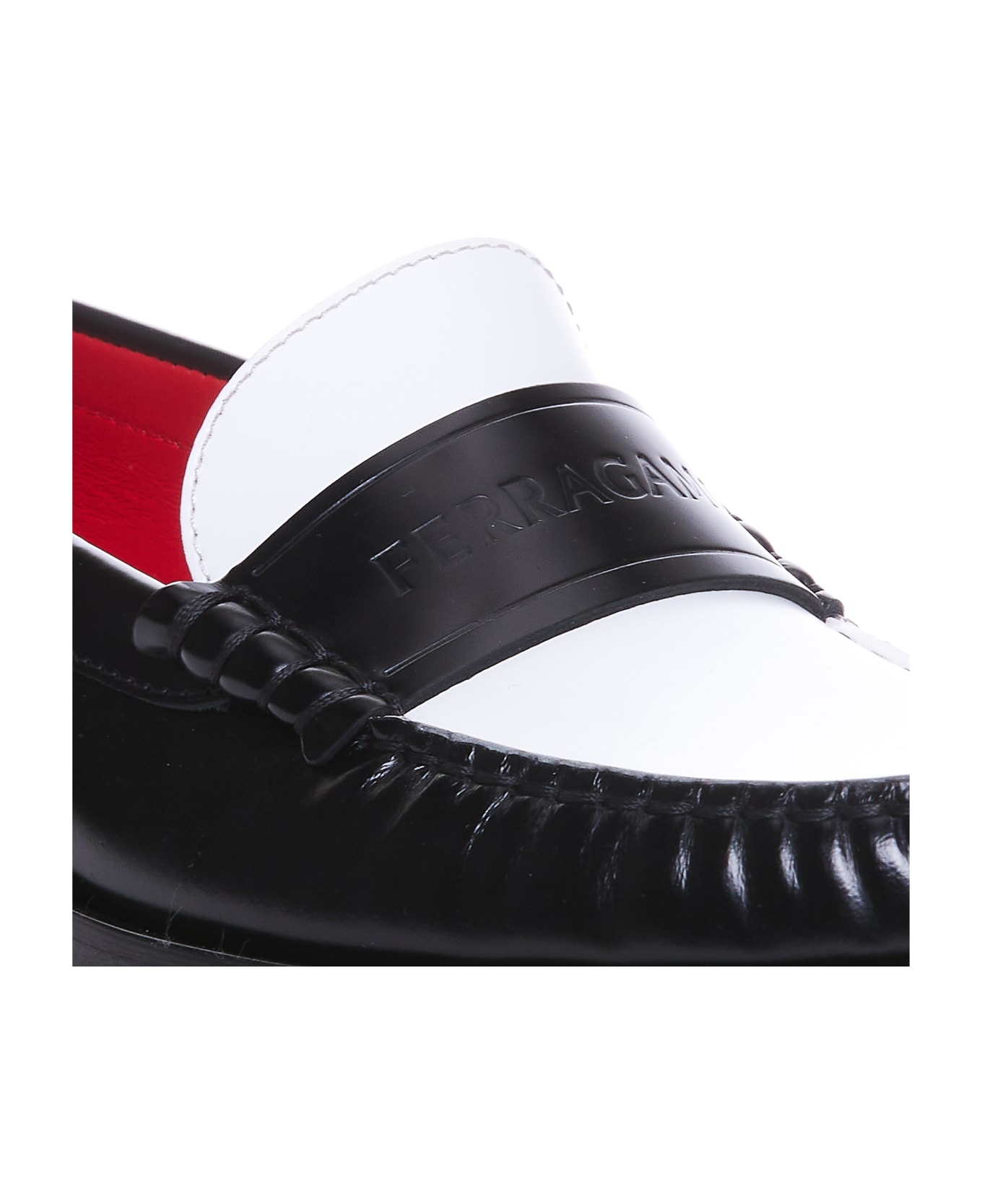 Ferragamo Irina Bicolor Loafers With Ferragamo Logo - Black フラットシューズ
