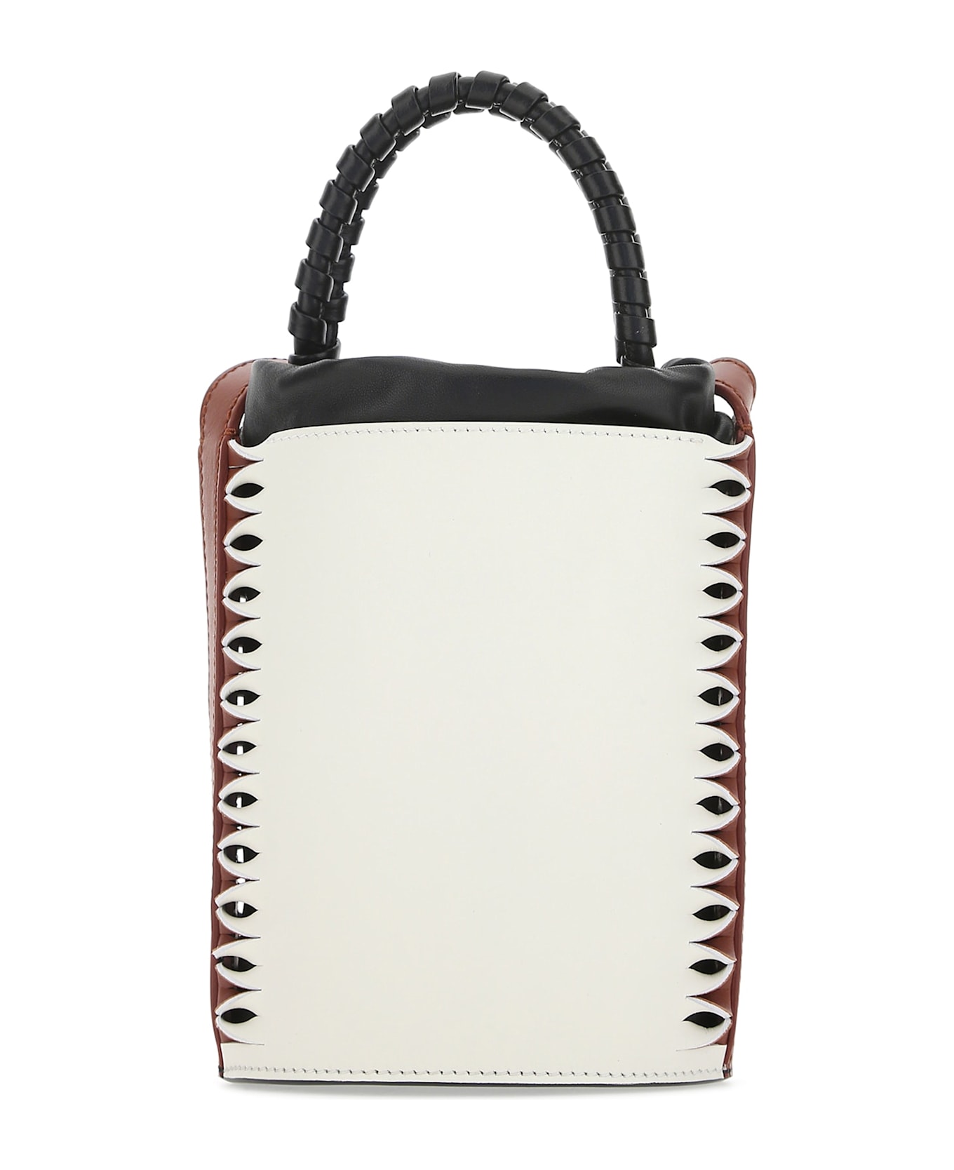 Chloé Borsa - 001