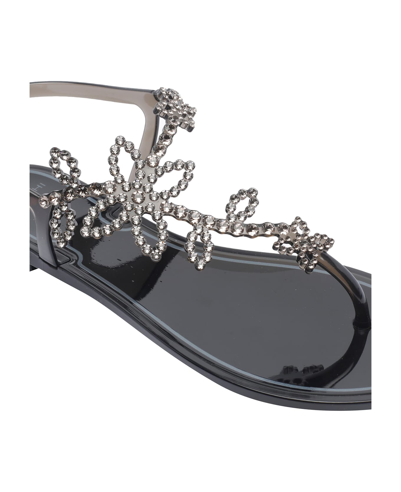 Menghi Rubber Sandals - Black