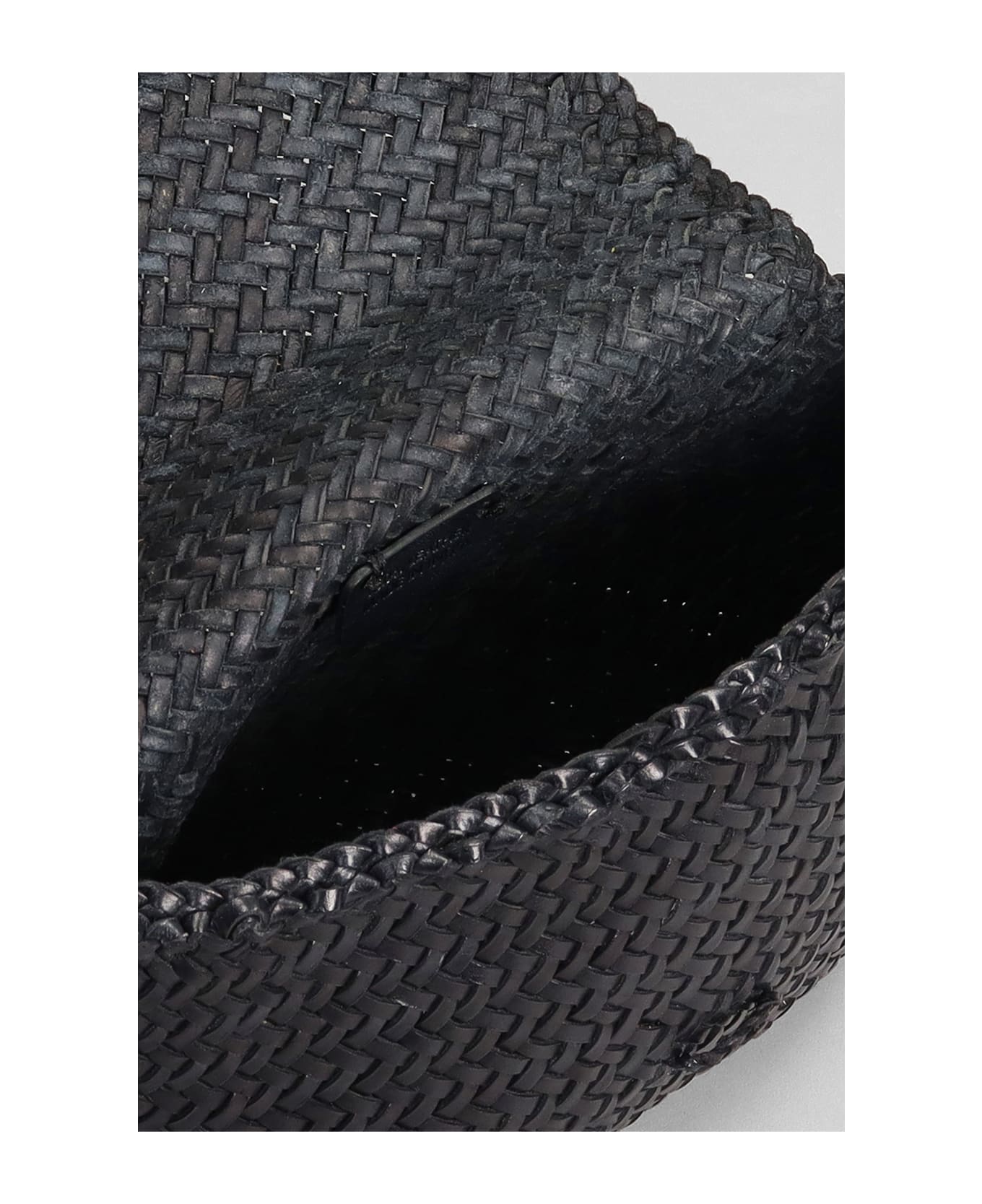 Dragon Diffusion Mini City Shoulder Bag In Black Leather - black