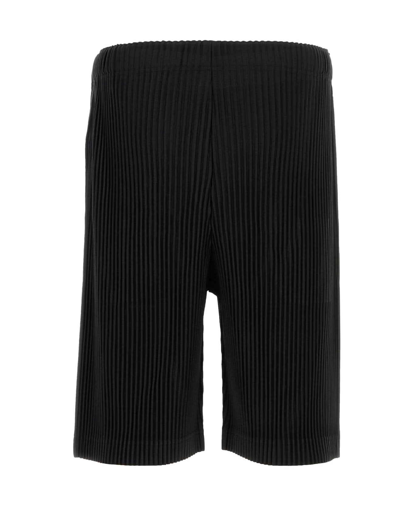 Homme Plissé Issey Miyake Black Polyester Bermuda Shorts - Black