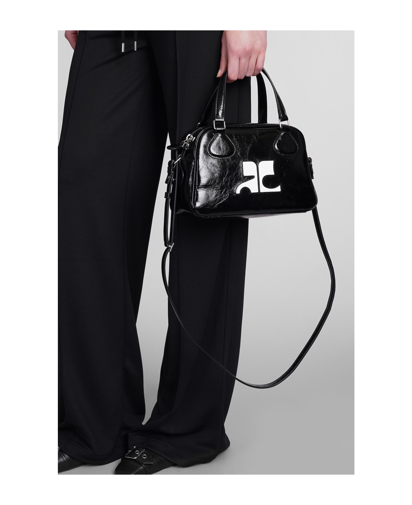 Courrèges Bowling Shoulder Bag In Black Patent Leather - black トートバッグ