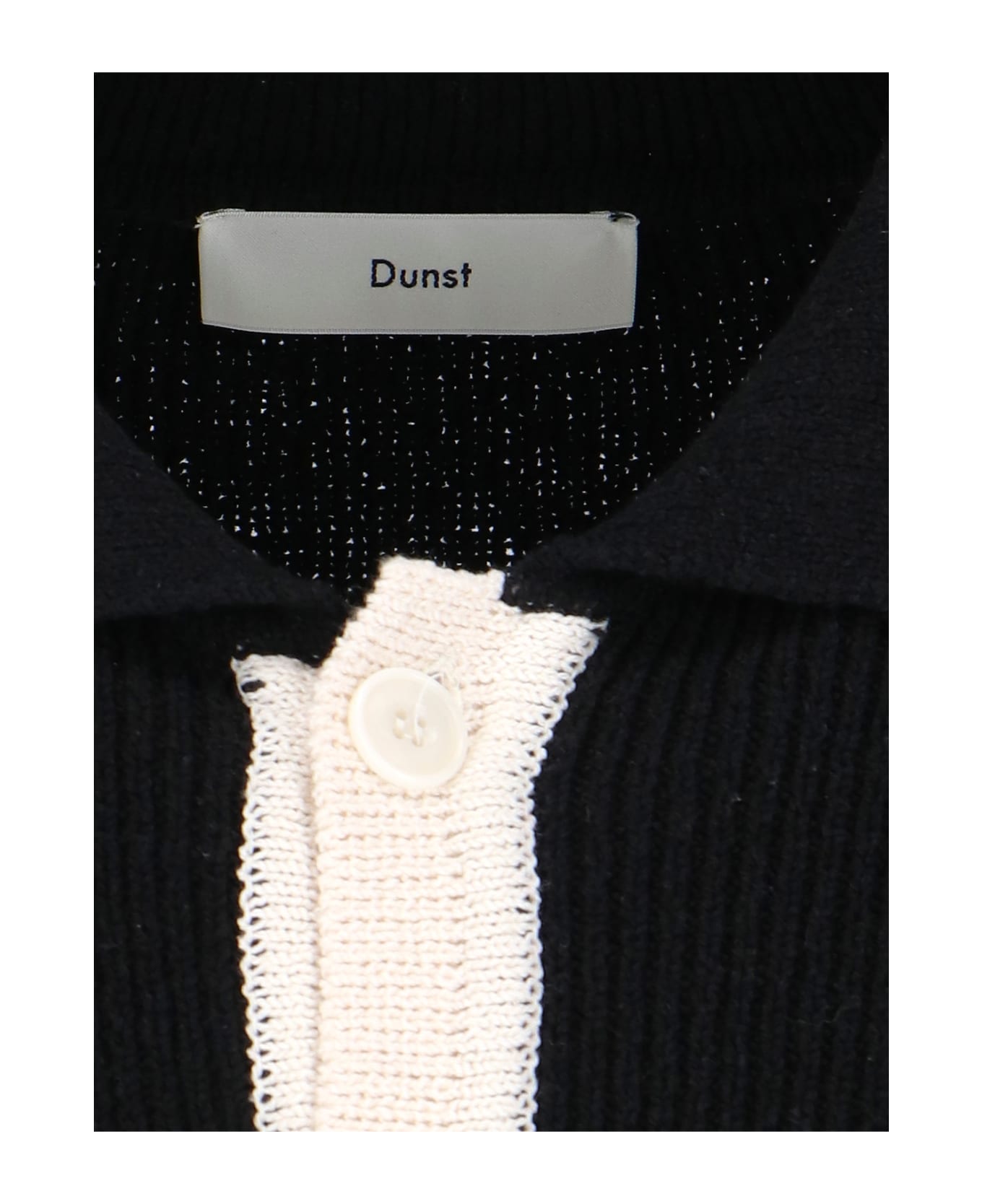 The Dunst Top main image 1