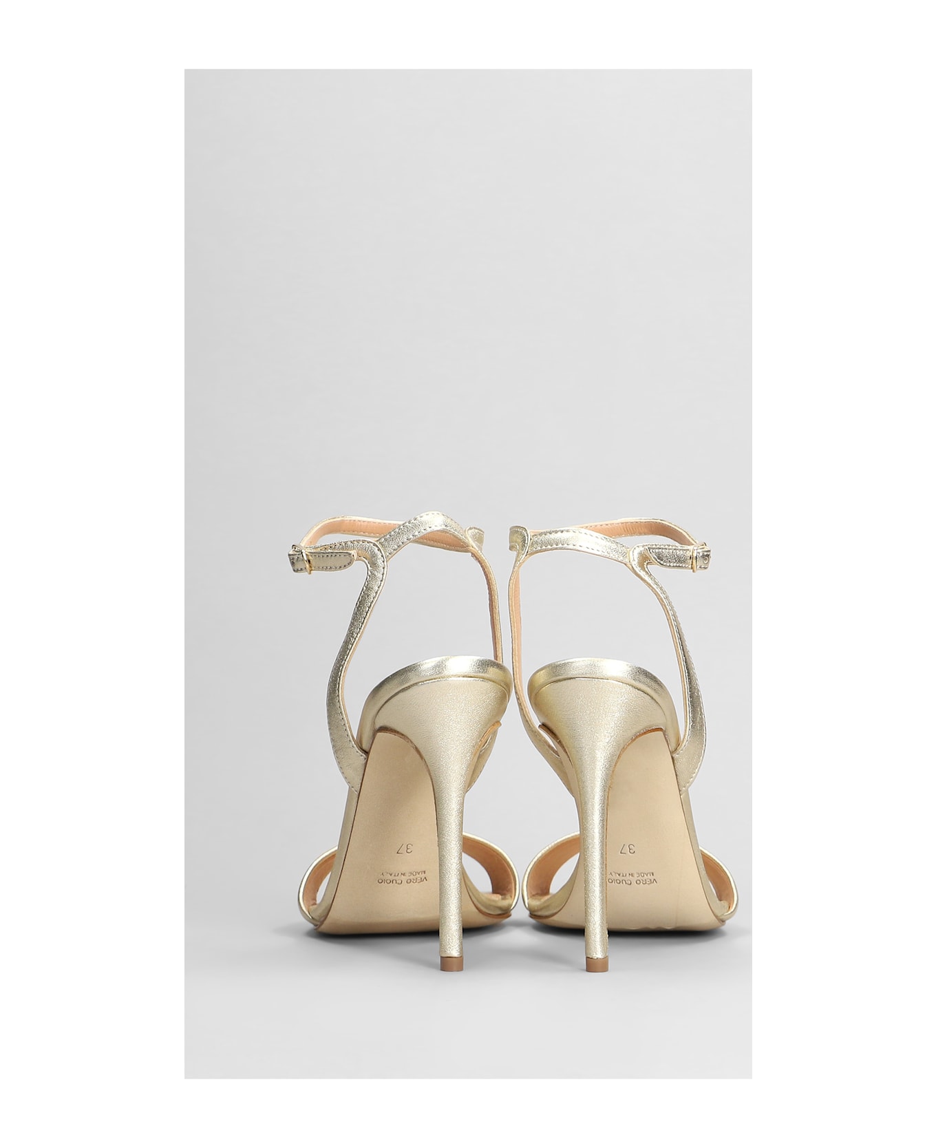 The Seller Sandals In Platinum Leather - platinum