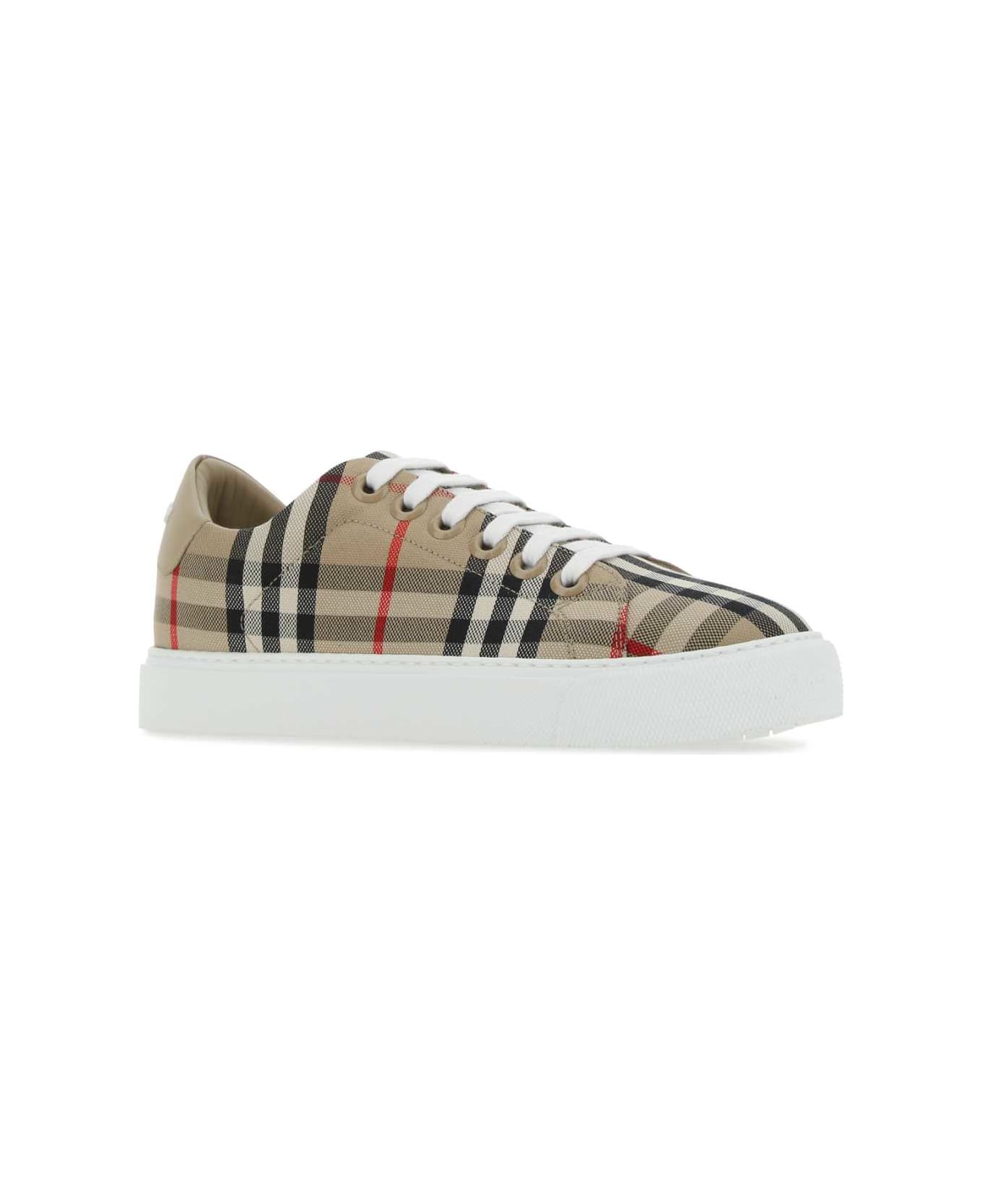 Burberry Embroidered Canvas Sneakers - A7026