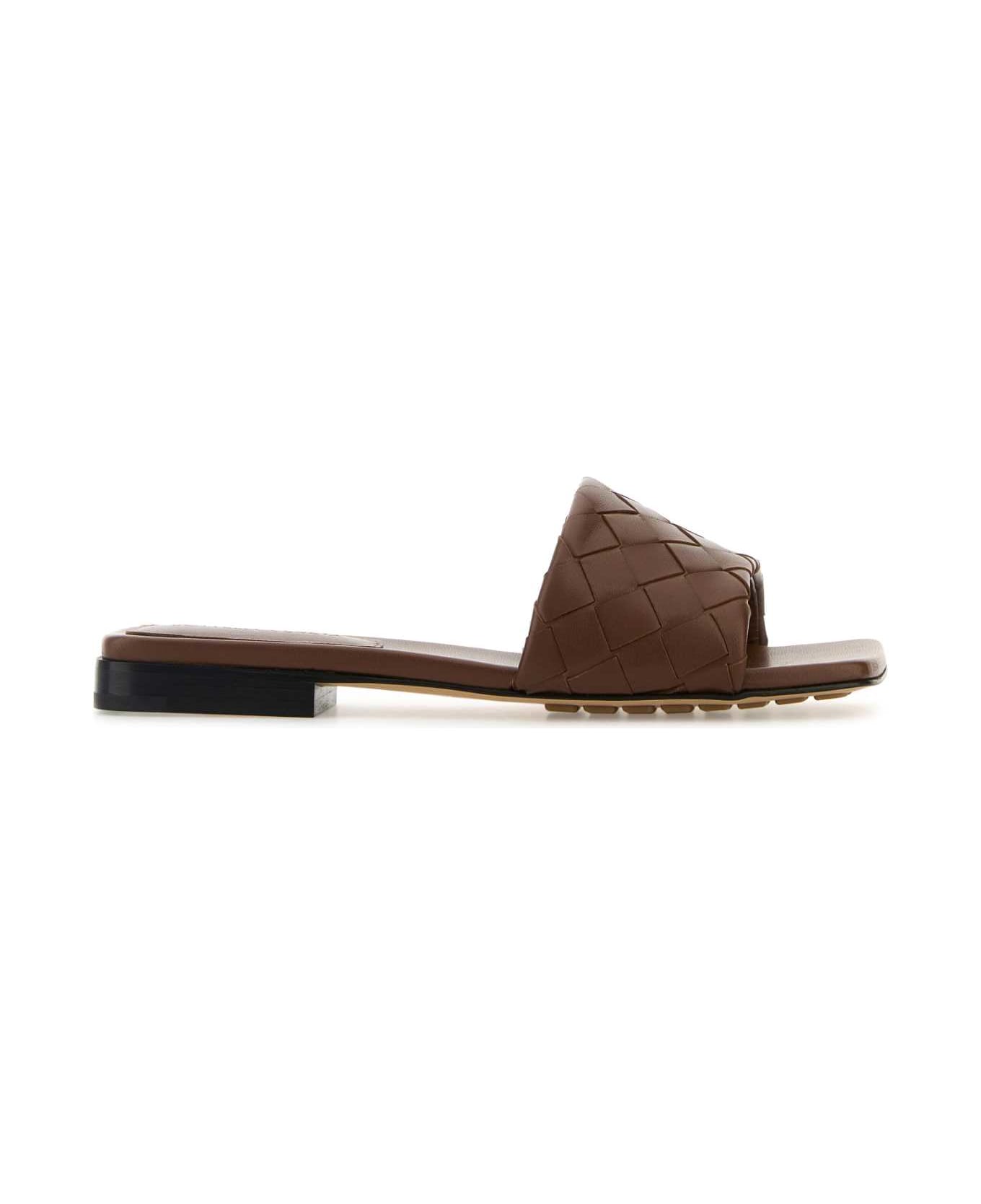 Bottega Veneta Brown Leather Parco Slippers - DARKLEATHER