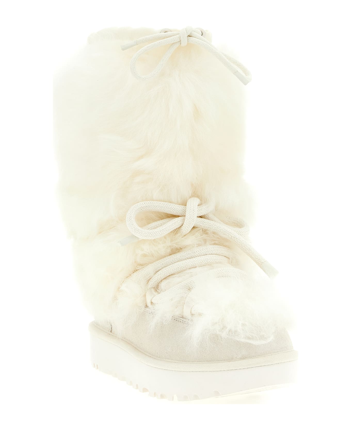 UGG 
classic Tall Chalet
 Boots - White