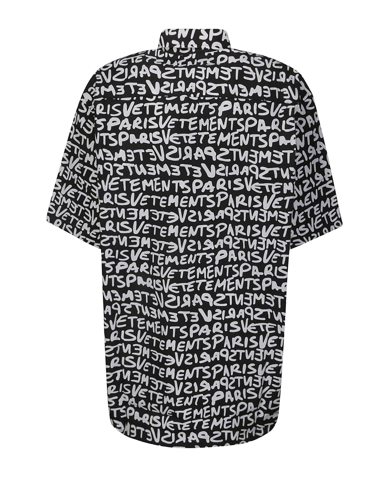 VETEMENTS Short Sleeve Shirt - GRAFITTI PRINT BLACK/WHITE