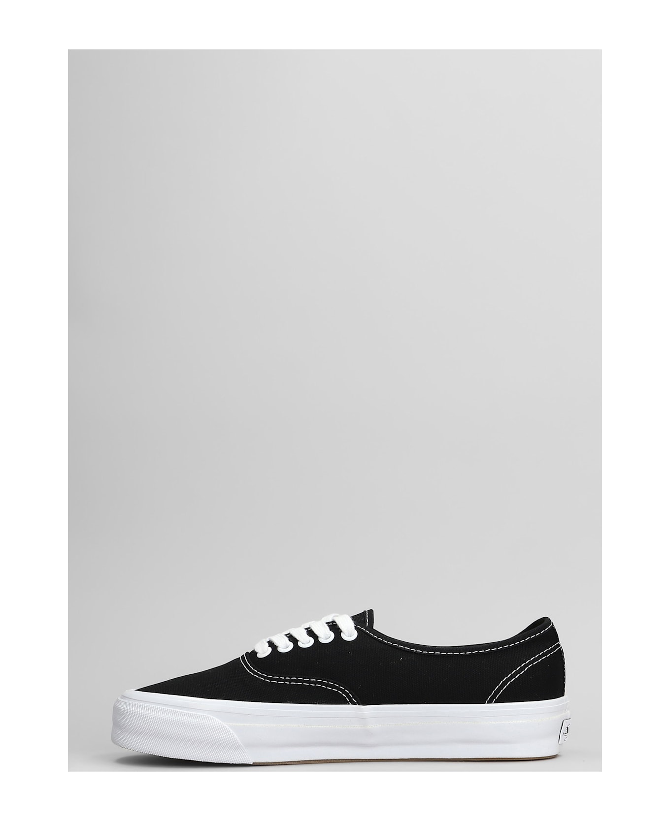 Vans Authentic Reissue 44 Sneakers In Black Canvas - black