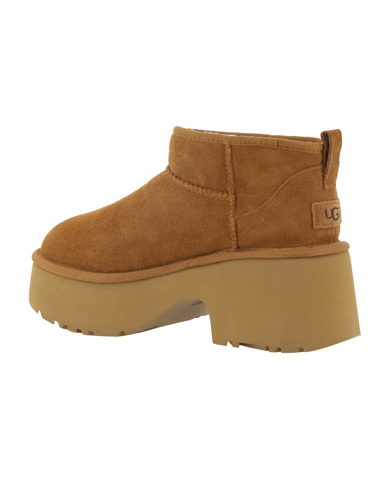 UGG Classic Ultra Mini New Heights Boots - Beige