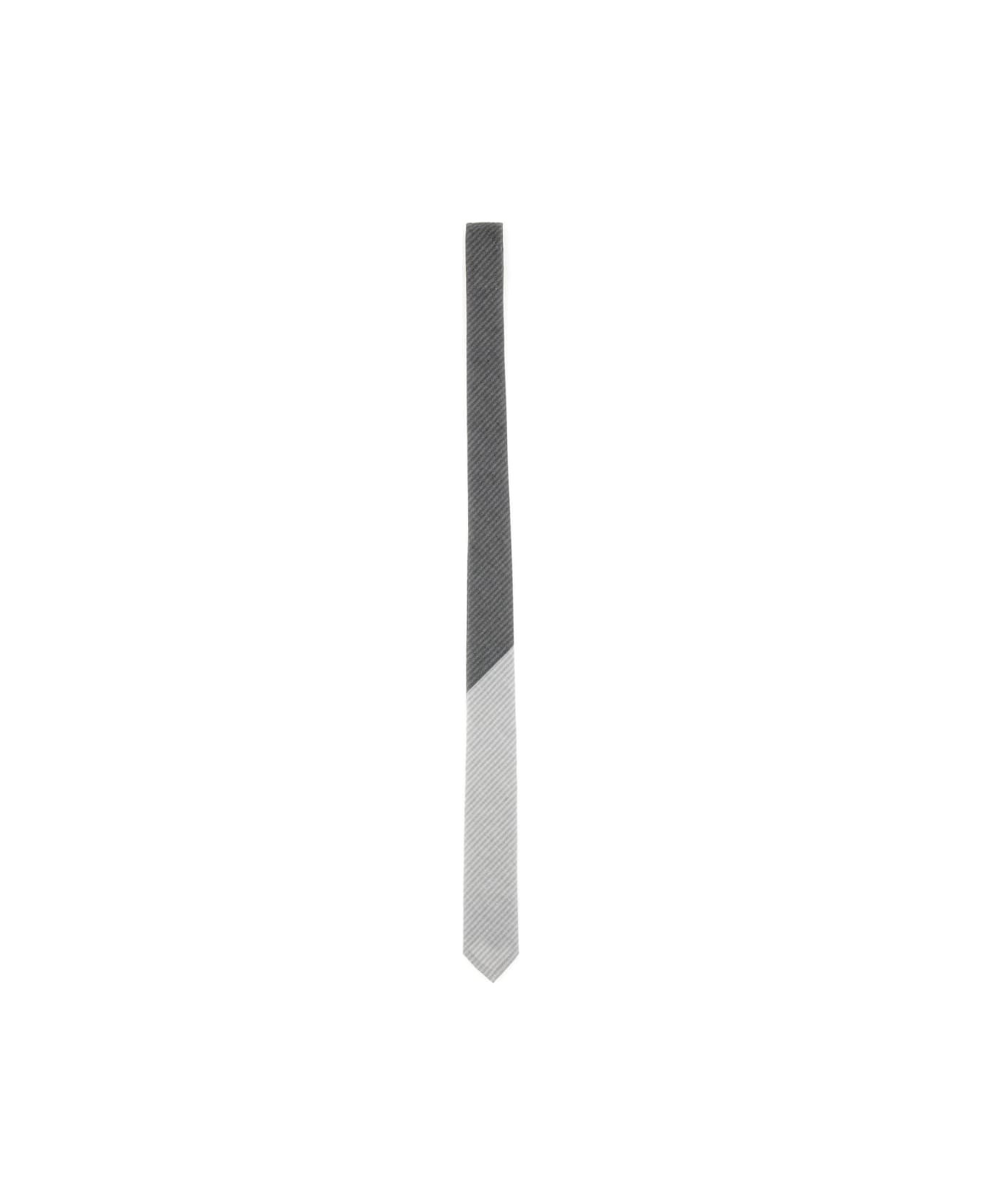 Thom Browne Classic Tie - GREY