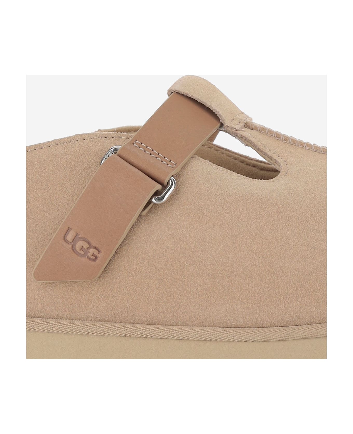 UGG Goldenstar Hi Mules - Beige