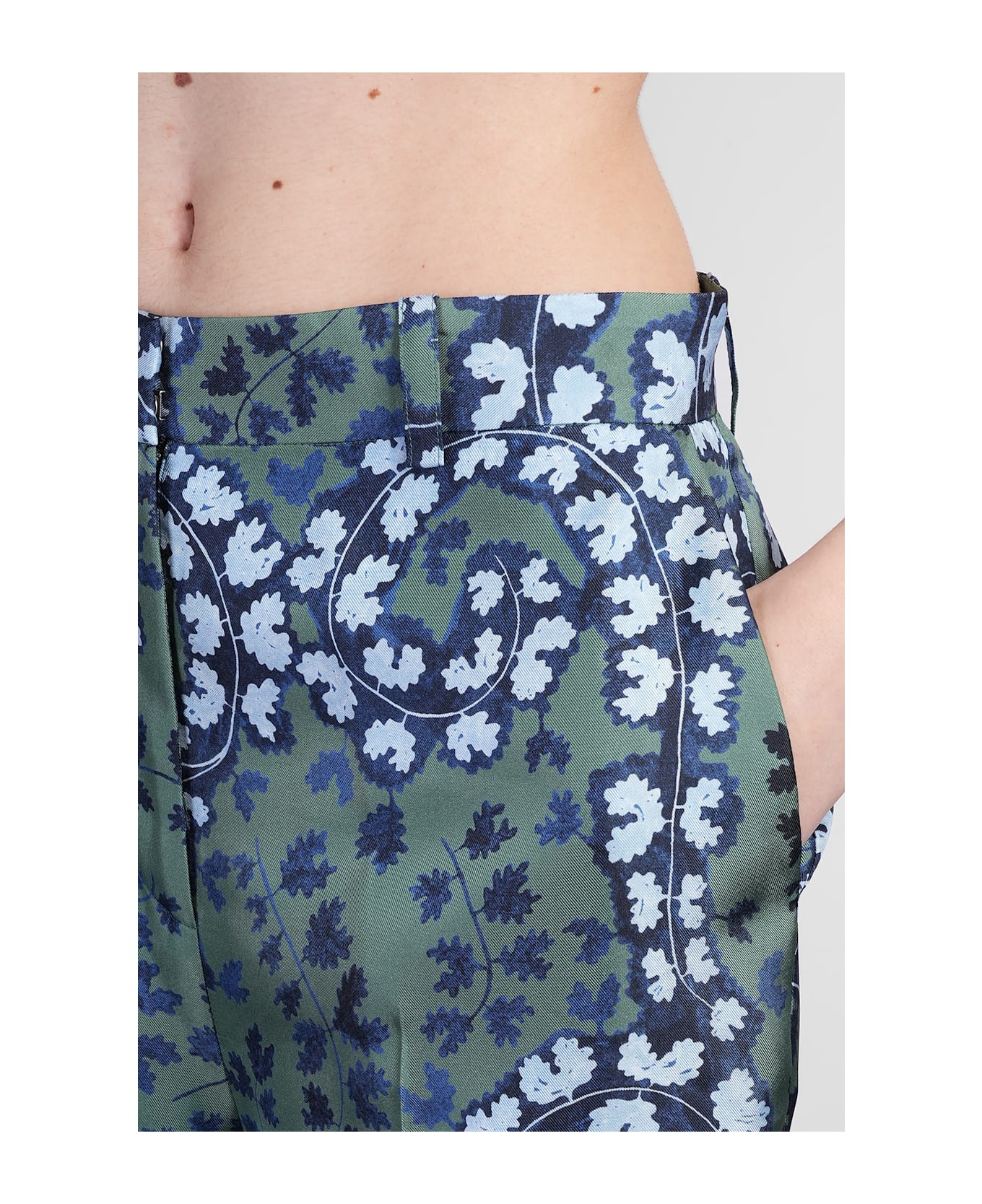 Lanvin Pants In Green Silk - green