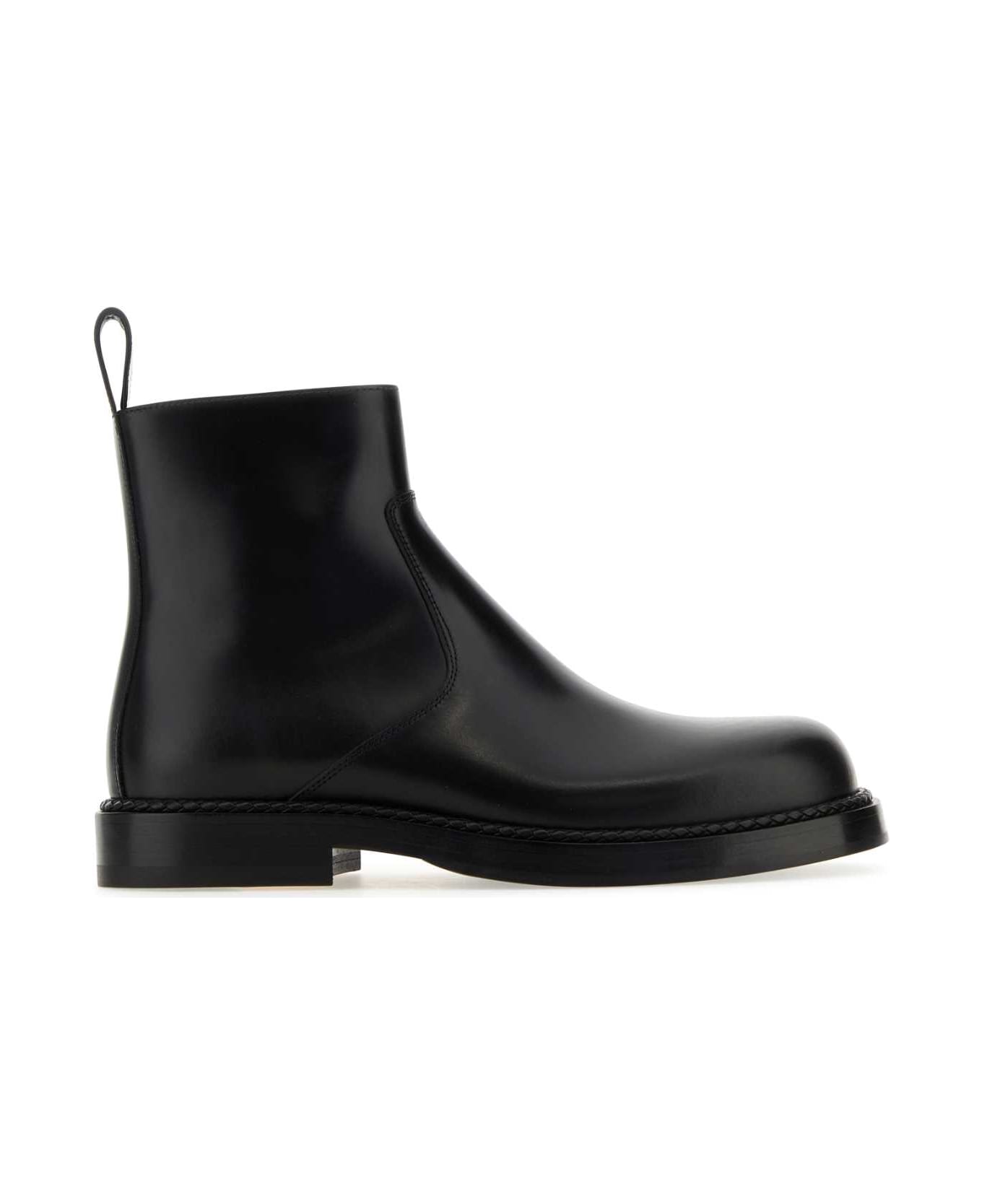 Bottega Veneta Black Leather Strut Ankle Boots - Black