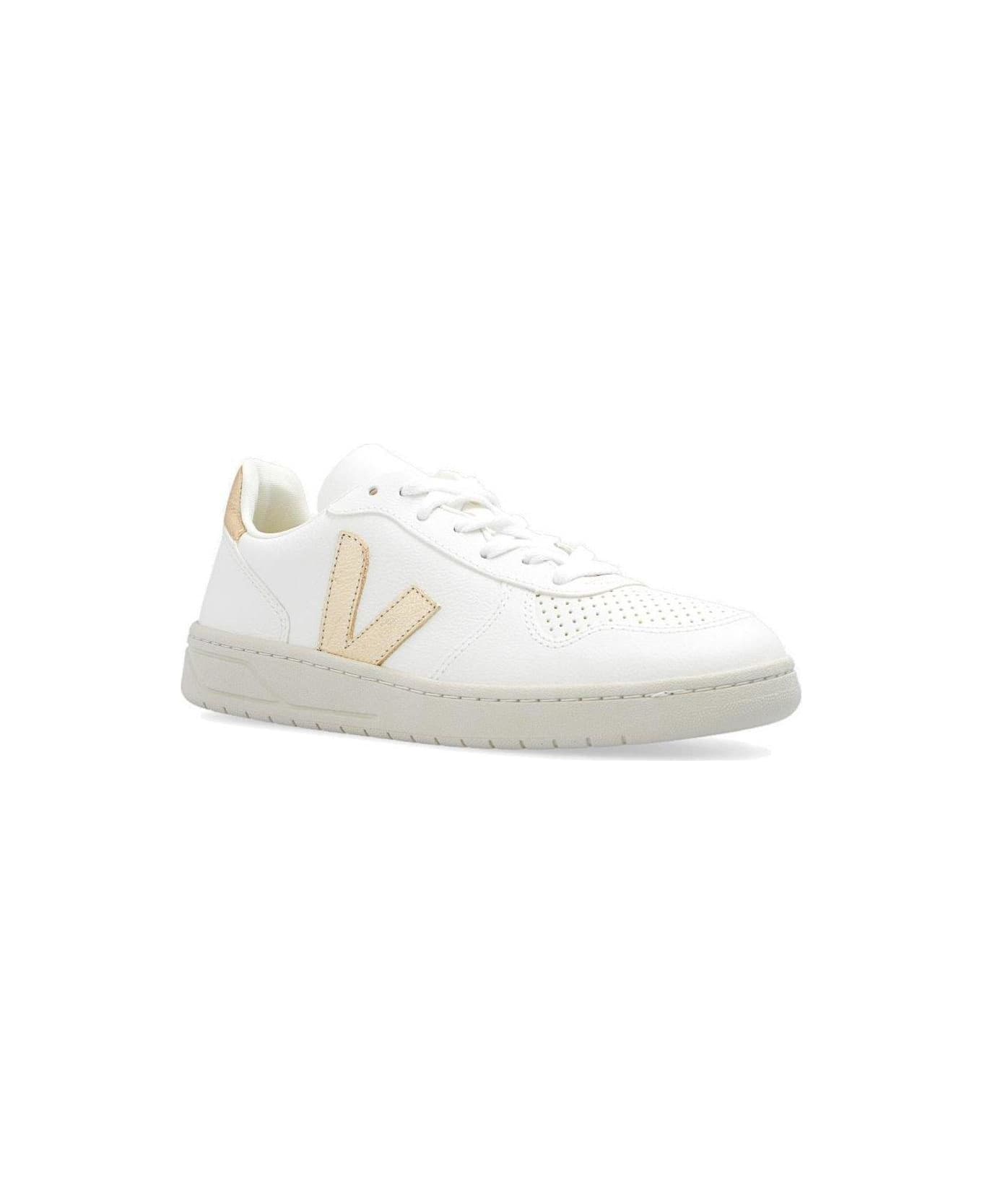 Veja V-10 Low-top Sneakers - Extra White Platine