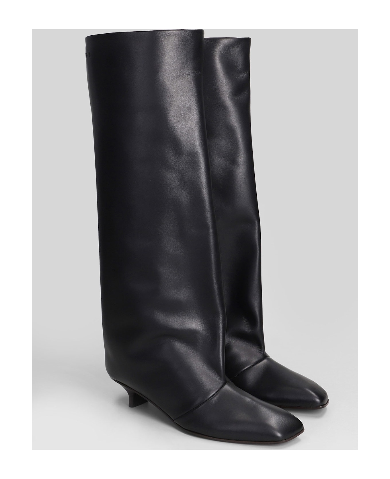 Vicini Cizin 30 Low Heels Boots In Black Leather - black