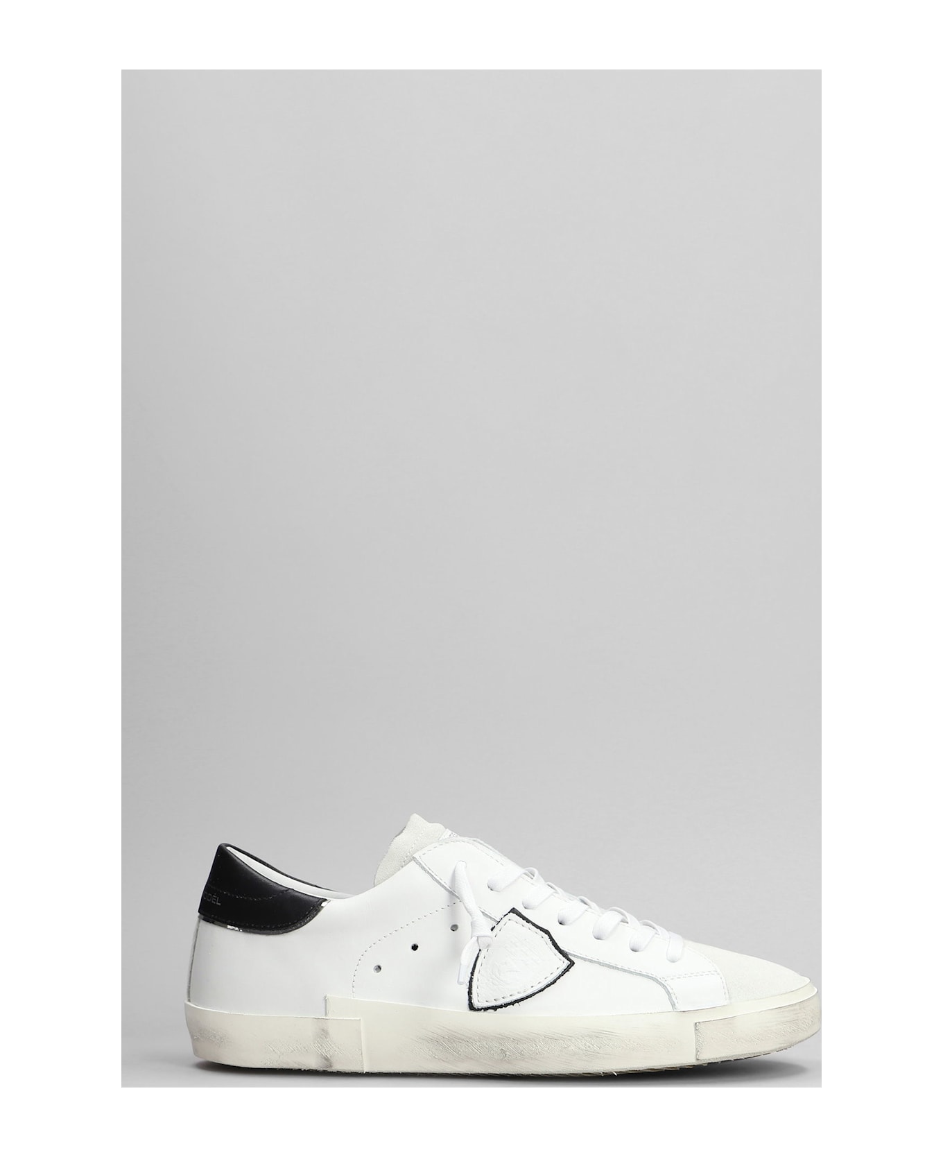 Philippe Model Prsx Low Sneakers In White Suede And Leather - white