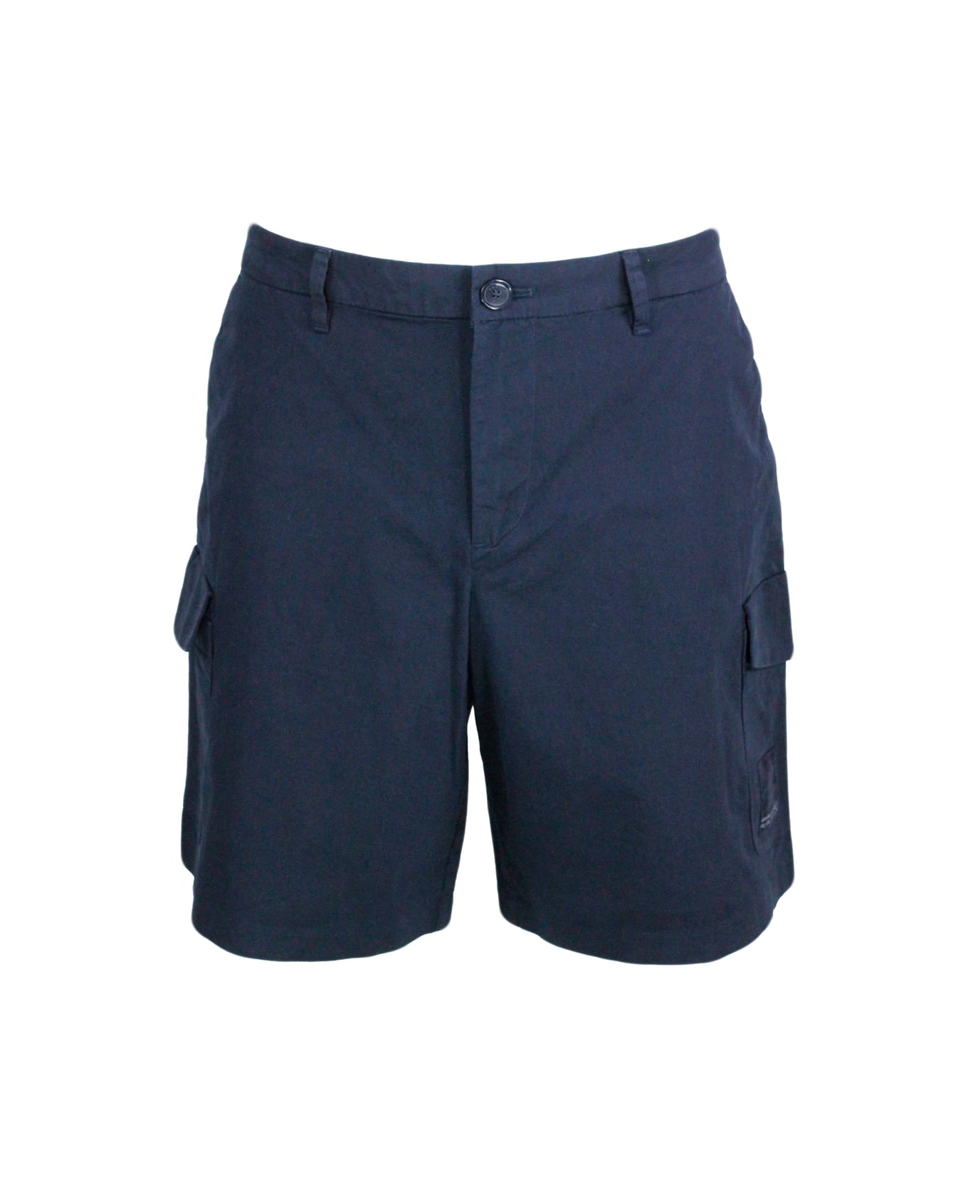 Armani Collezioni Stretch Cotton Bermuda Shorts, Cargo Model With Large Pockets On The Leg And Zip And Button Closure - Blu ショートパンツ